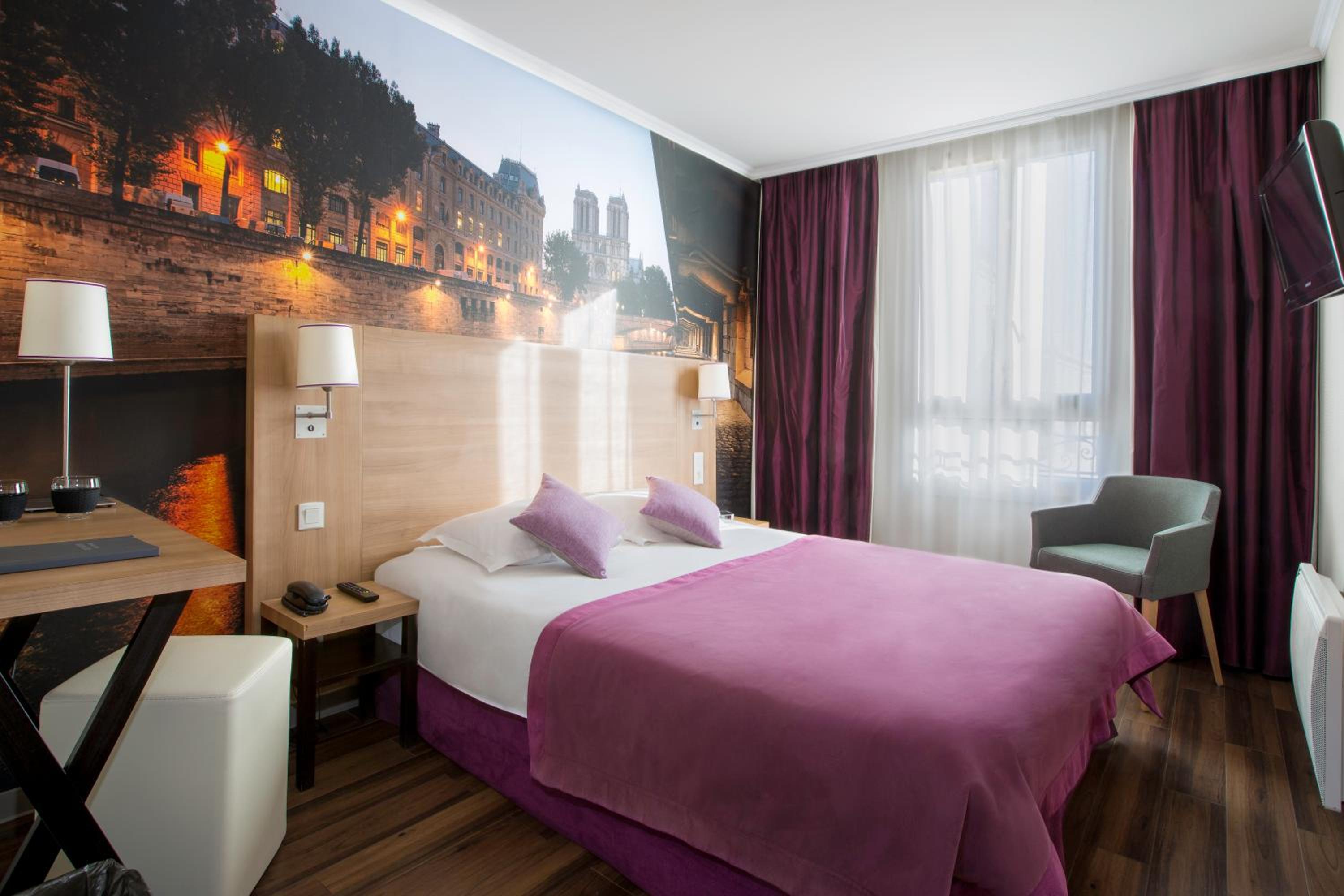 Comfort Queen Room - Non-Smoking  - Photo 8
