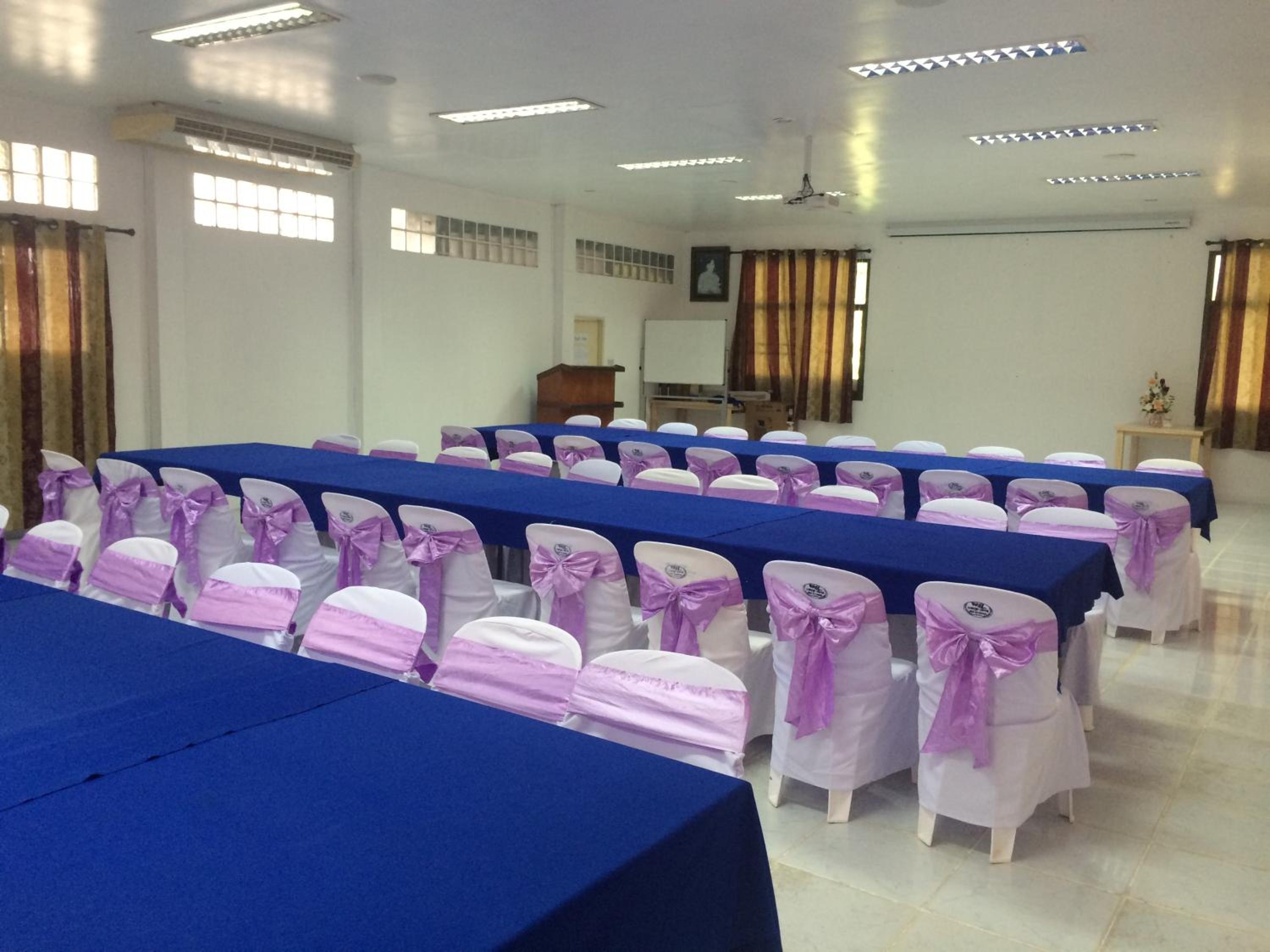 Mixed Dormitory Room