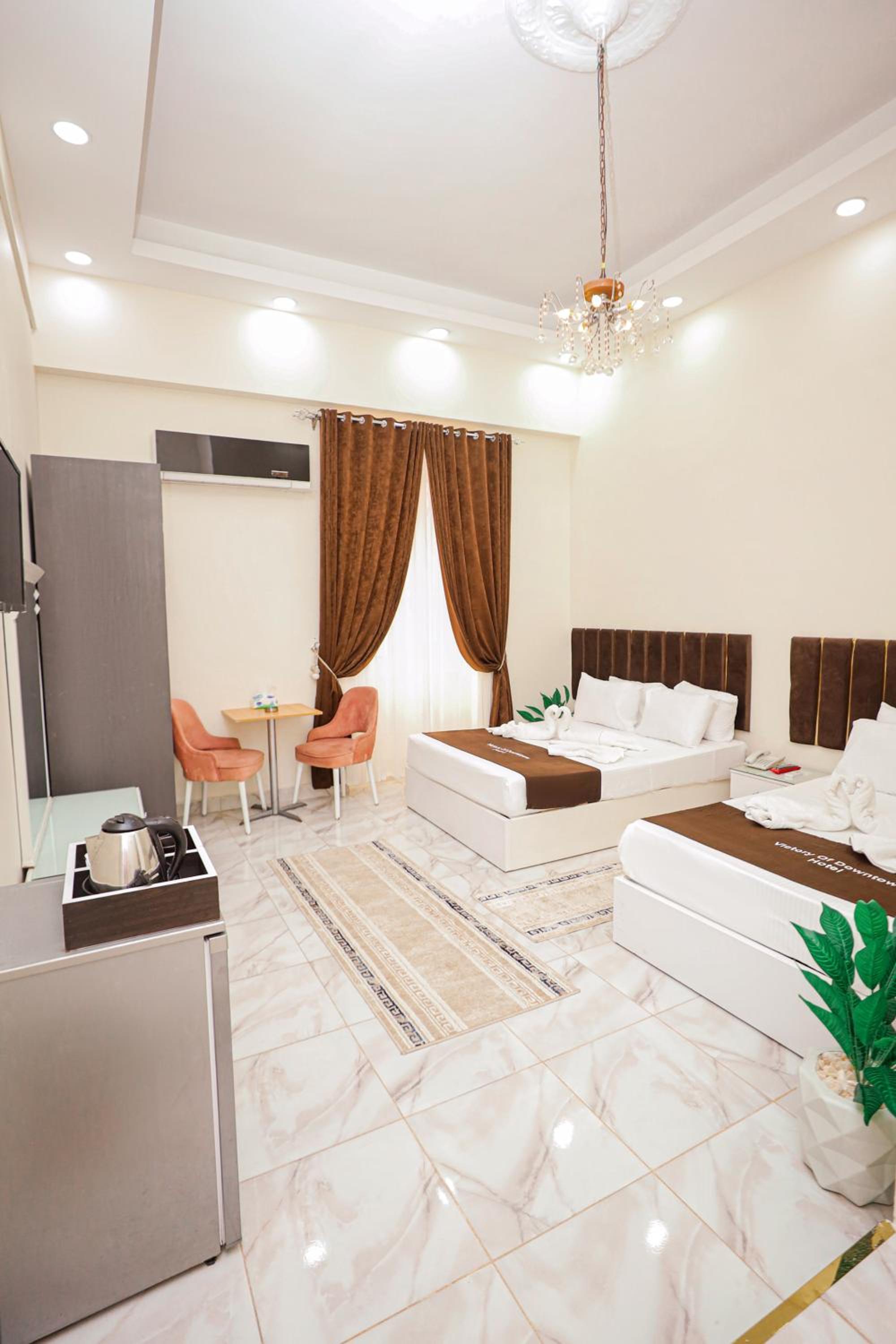Deluxe Family Room
