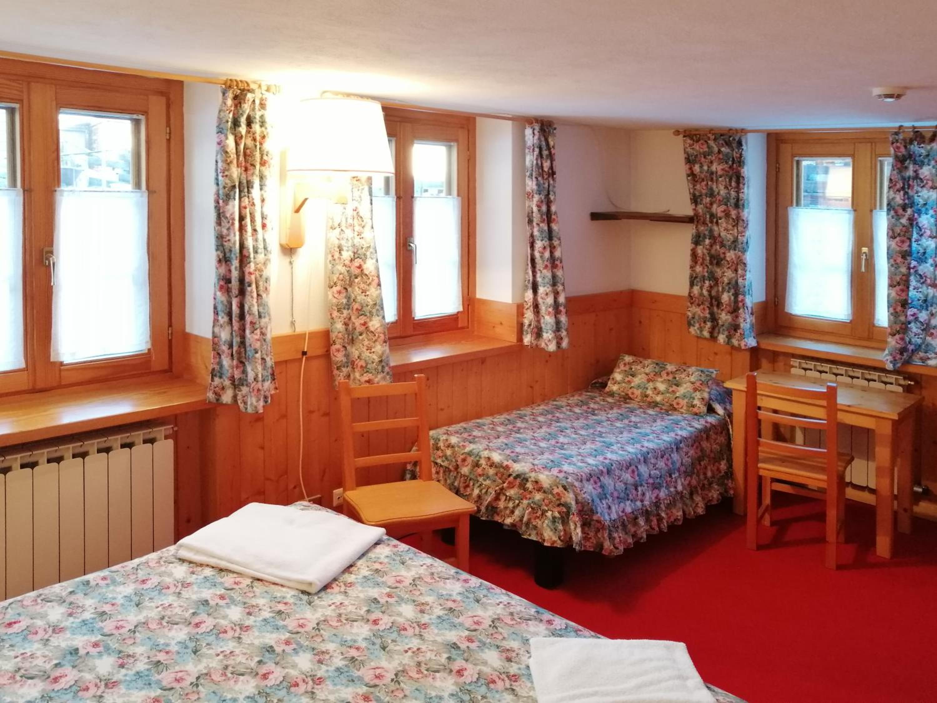 Basic Triple Room - Photo 2