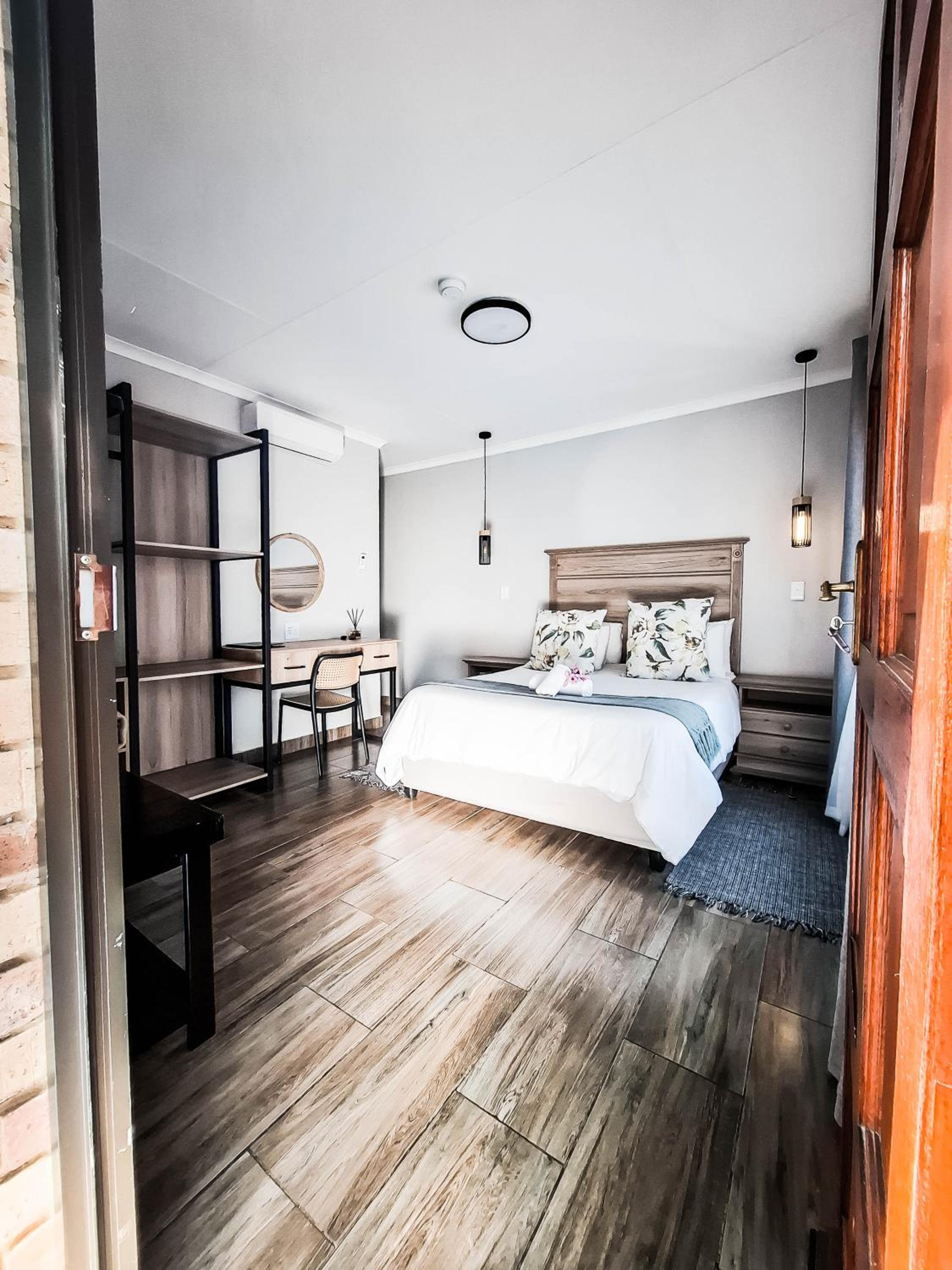 Double Room - Photo 27