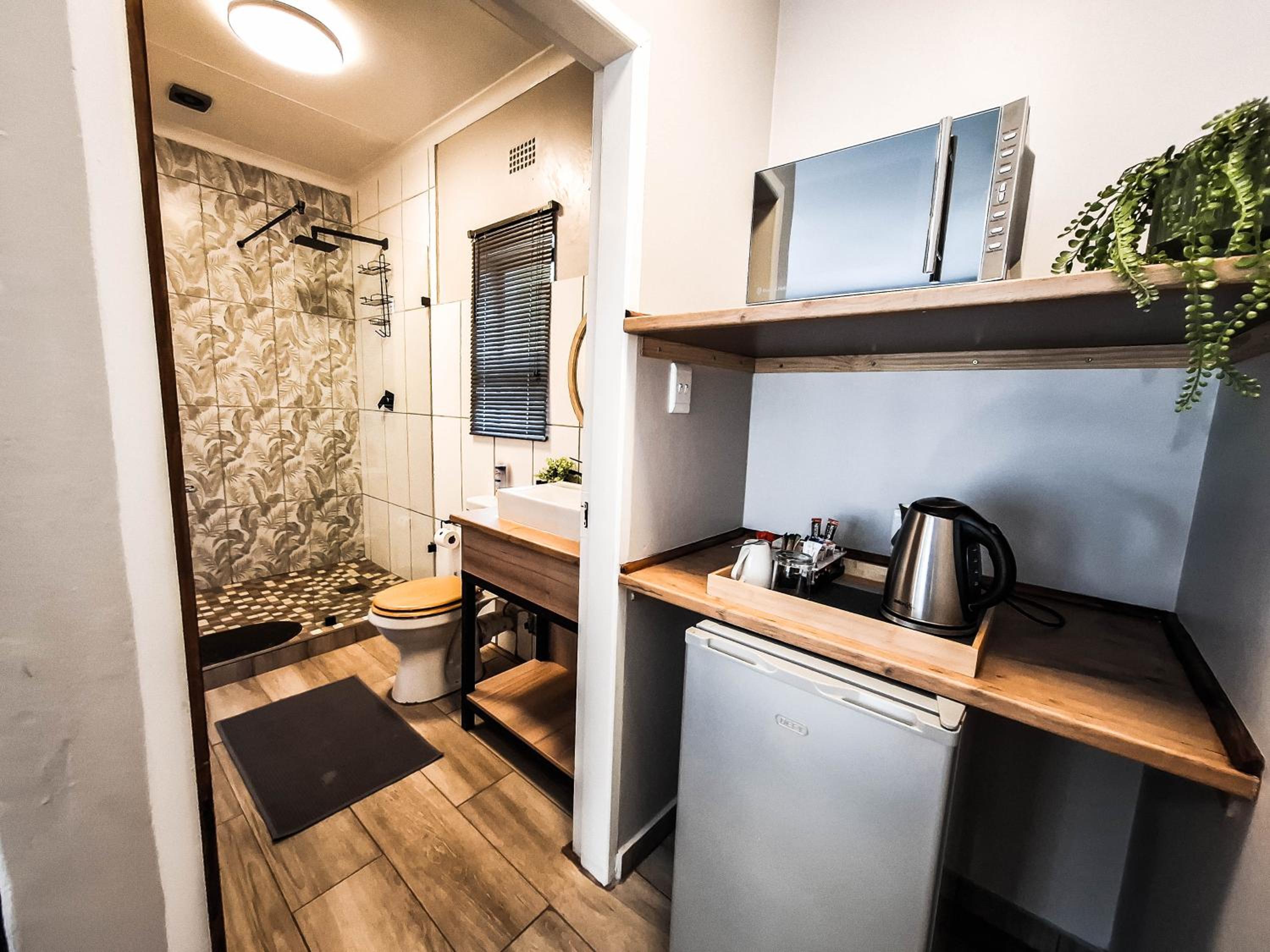 Double Room - Photo 28