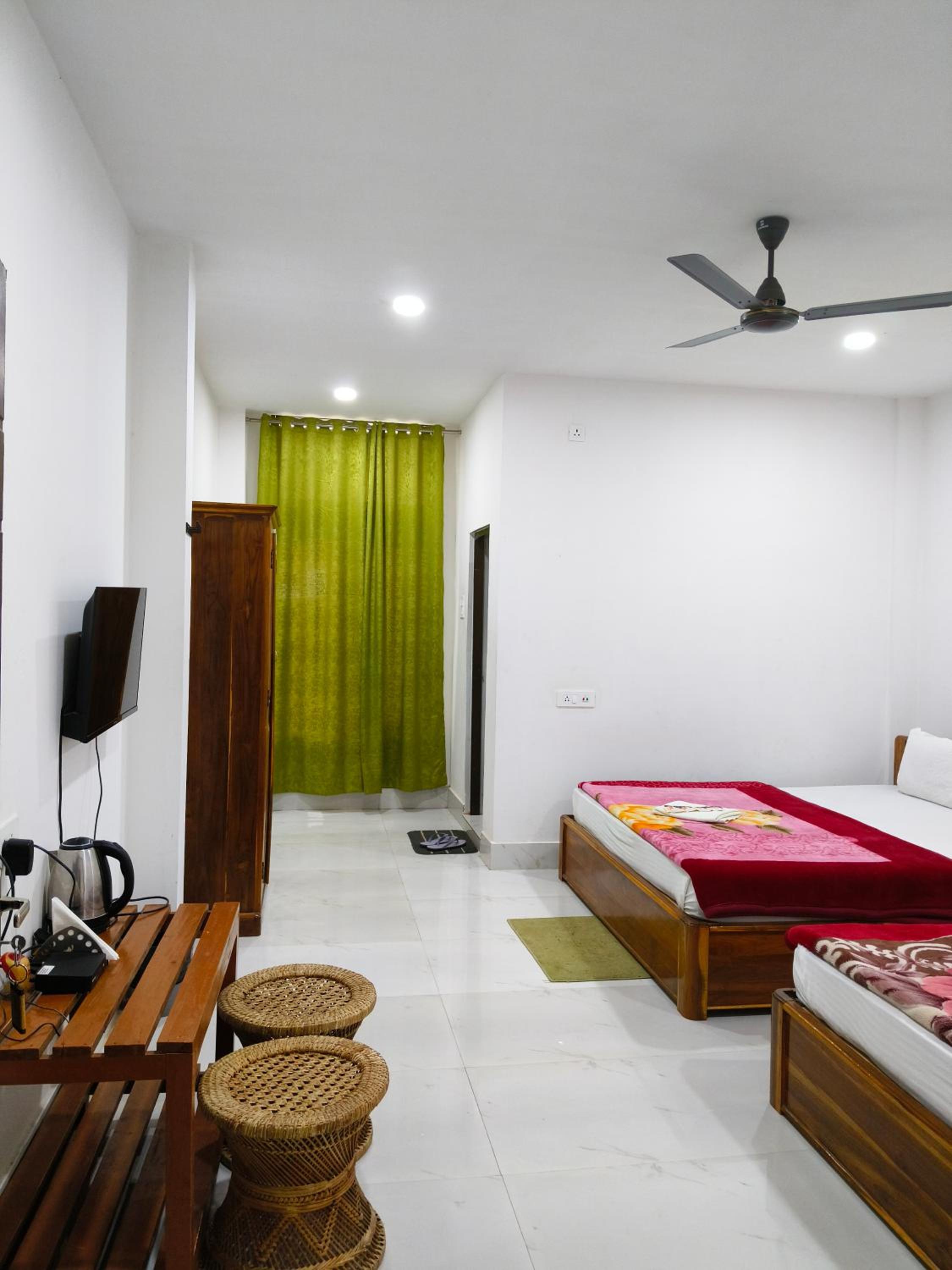 Standard Quadruple Room - Photo 5