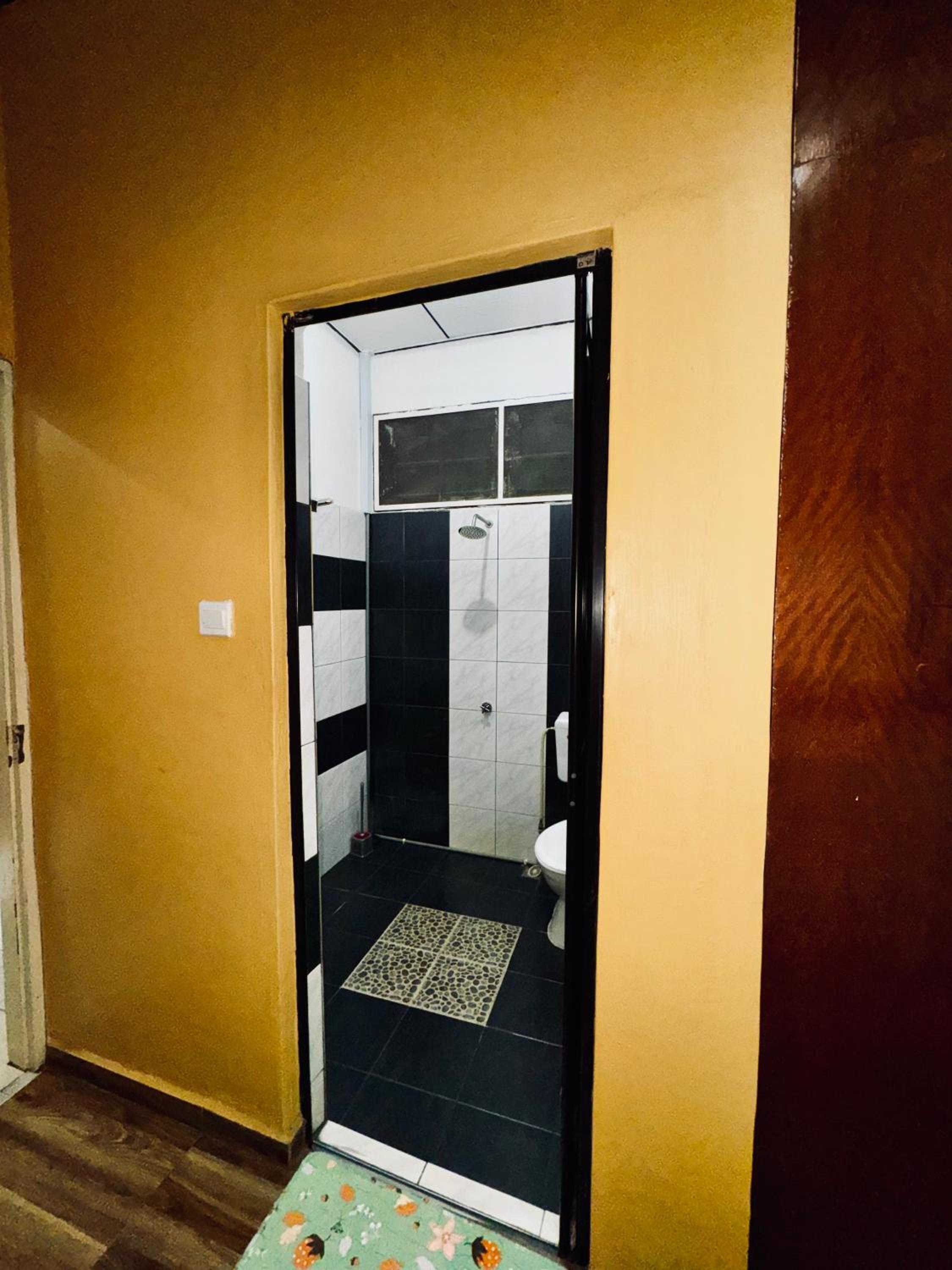 Three-Bedroom House photo 2