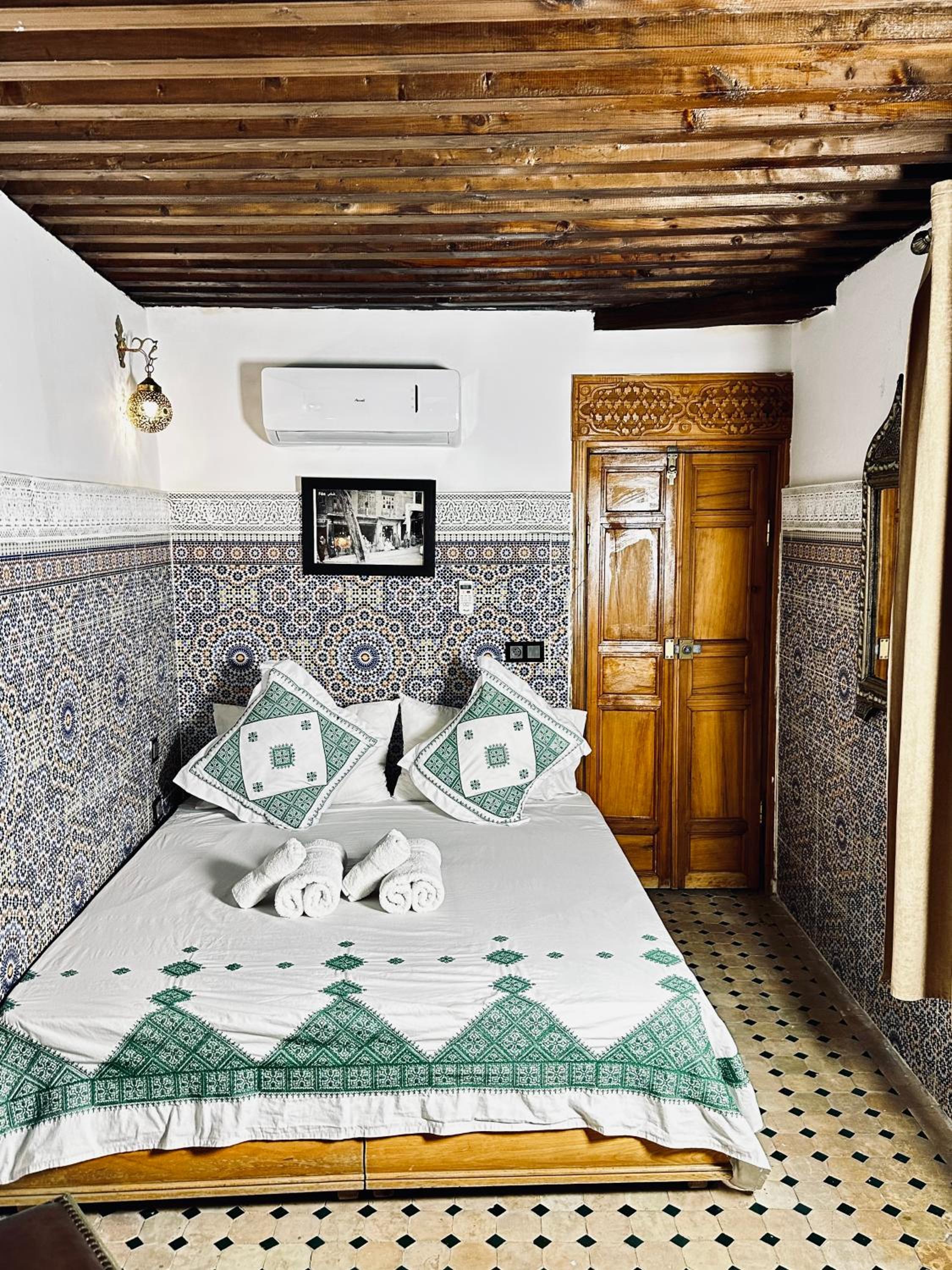 Deluxe Double Room - Photo 6