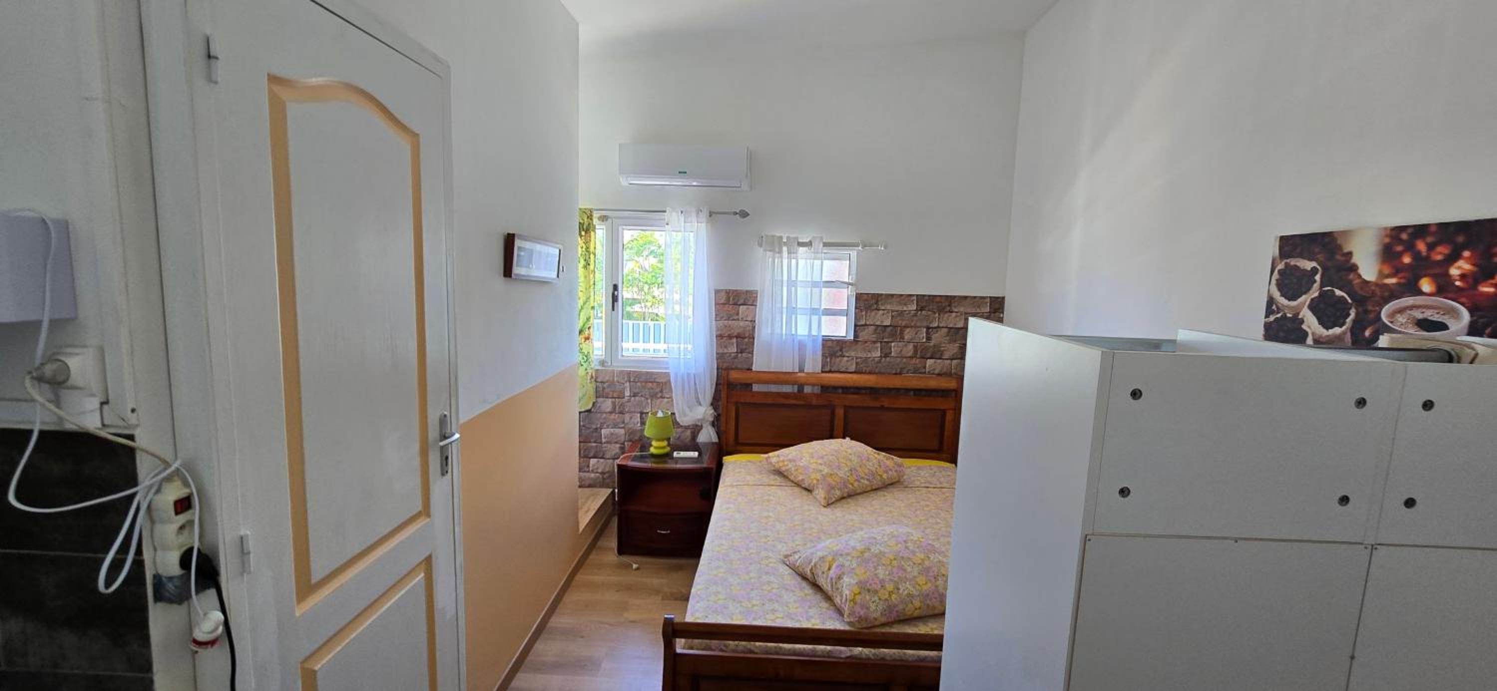 Studio with Sea View photo 2