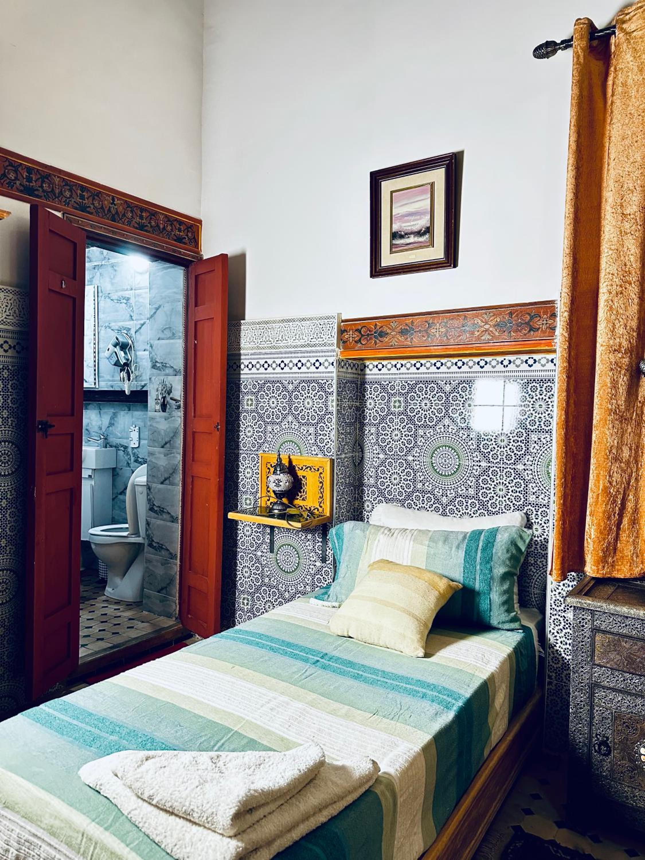 Comfort Triple Room with Shower - Photo 3