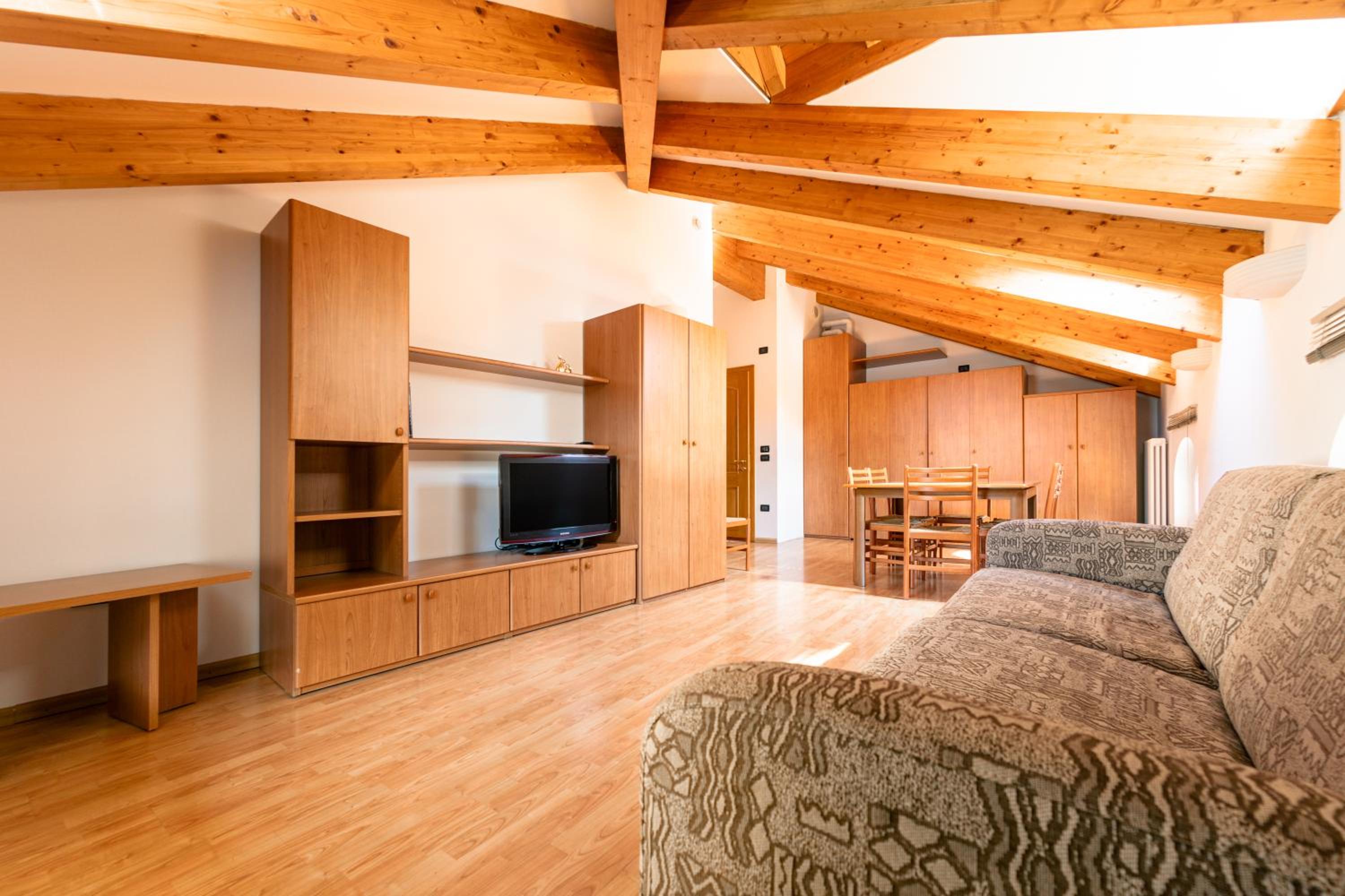 Standard Family Room photo 1
