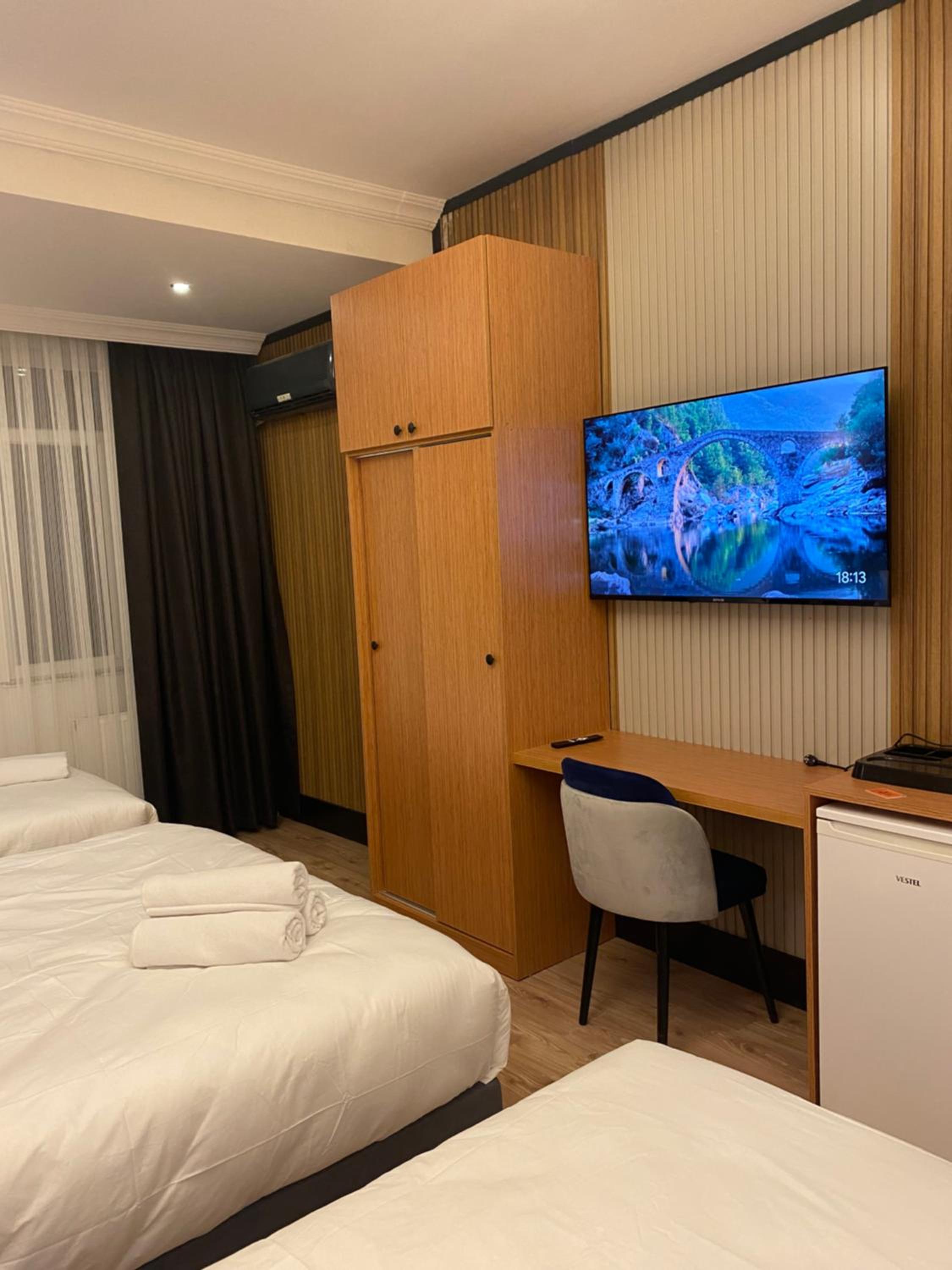 Quadruple Room with Terrace photo 3