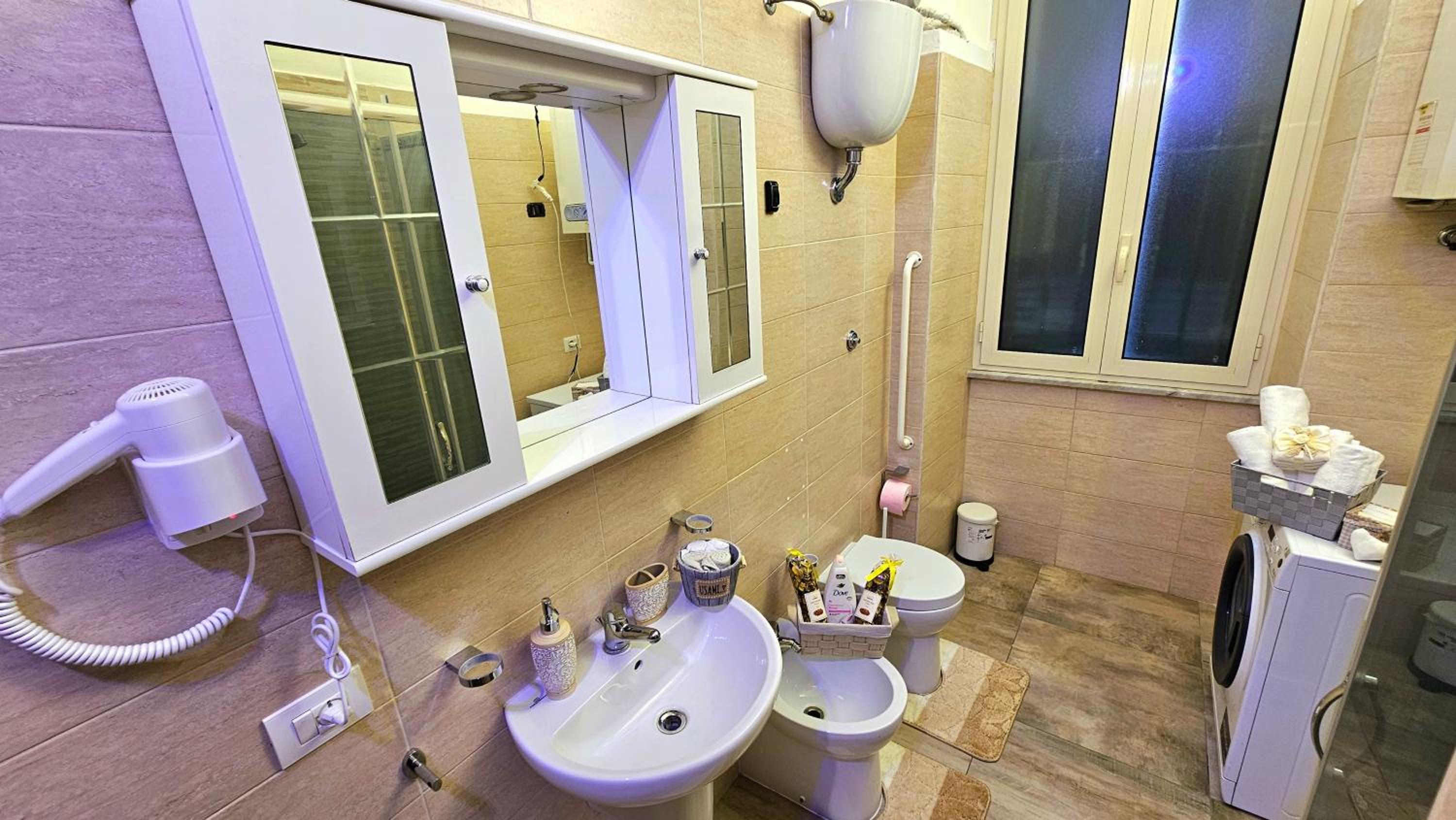 Quadruple Room with Shared Bathroom