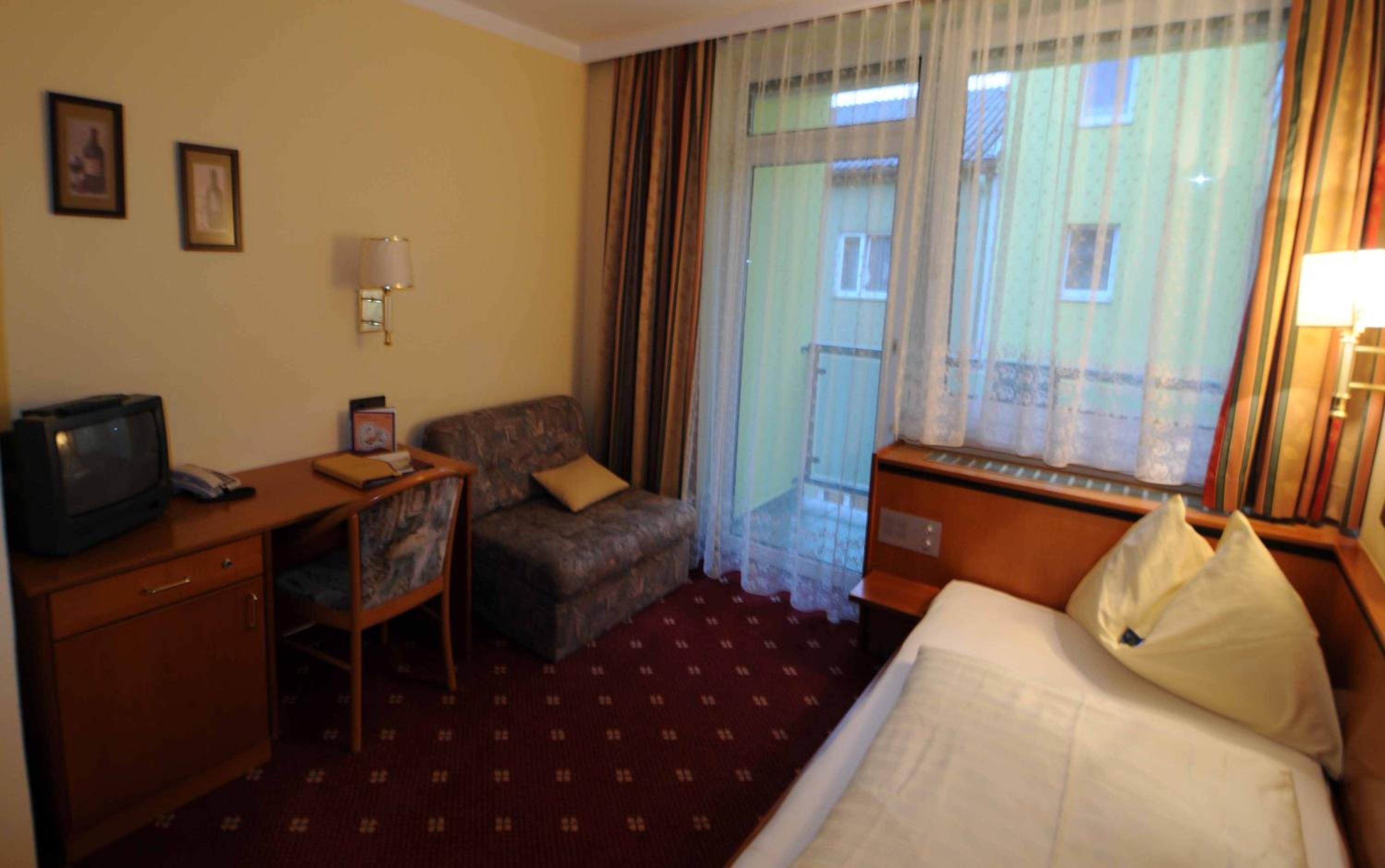 Standard Single Room photo 3