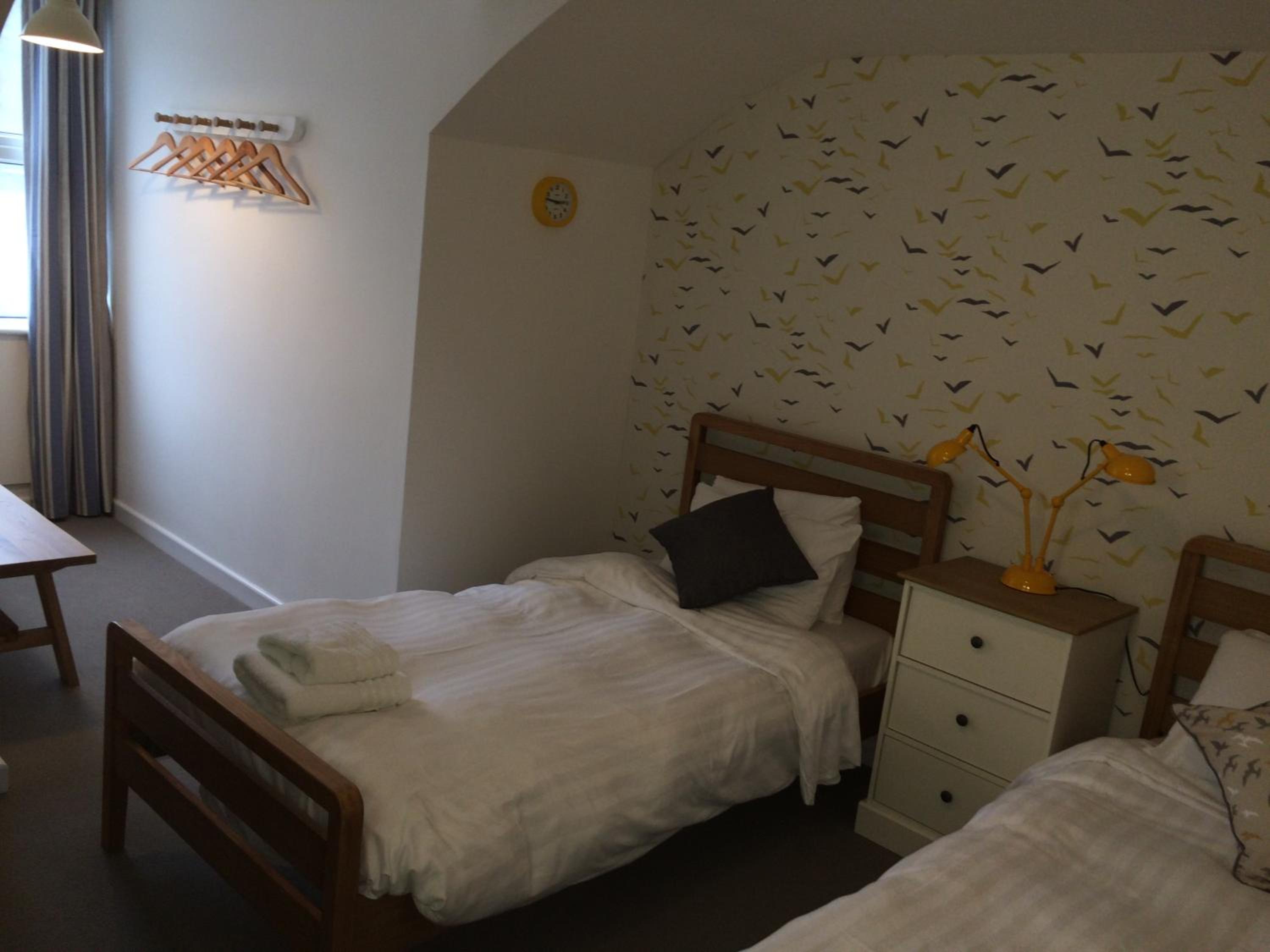 Twin Room with Shared Bathroom photo 3
