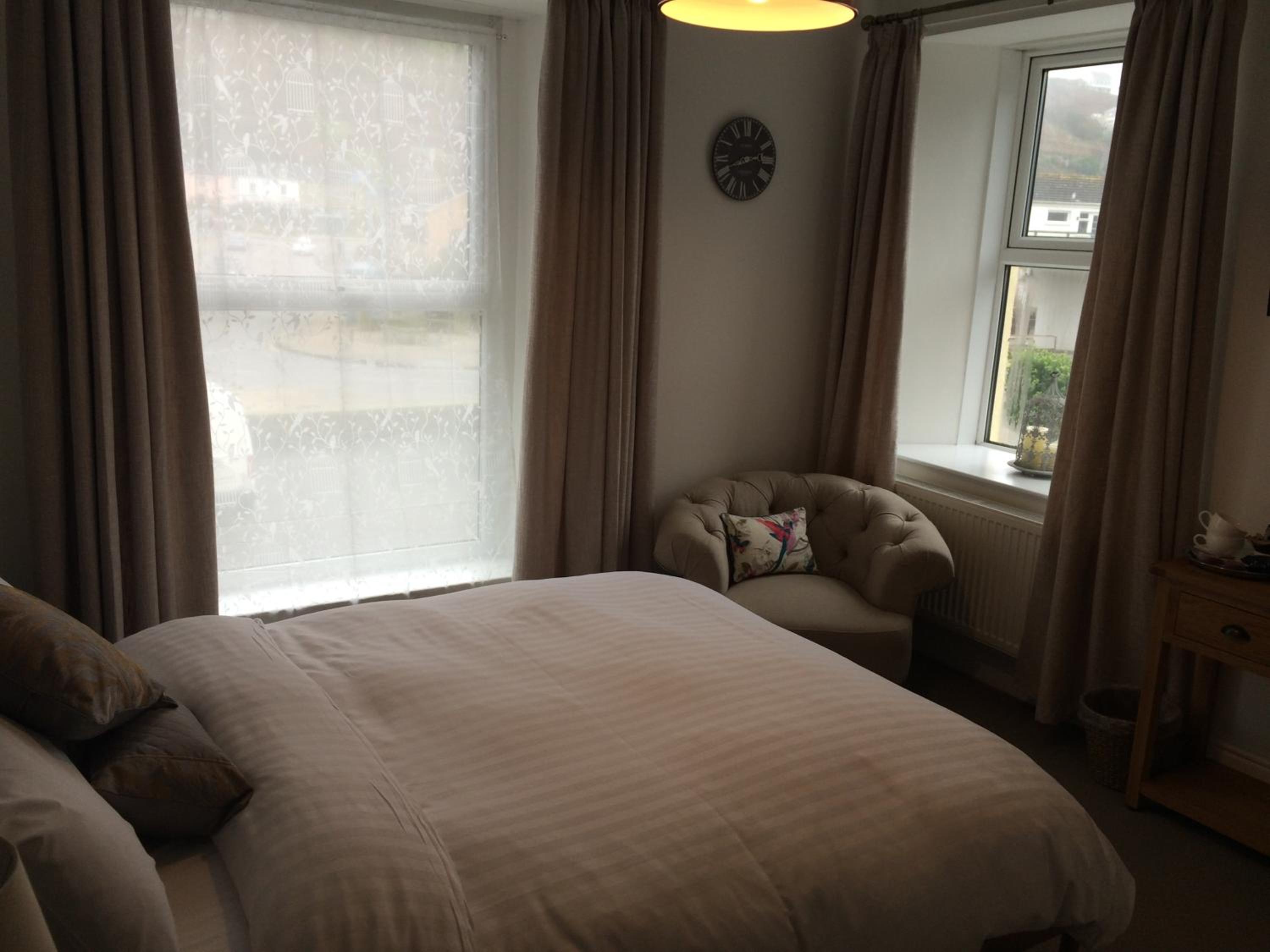 Deluxe Double Room with Bath photo 2