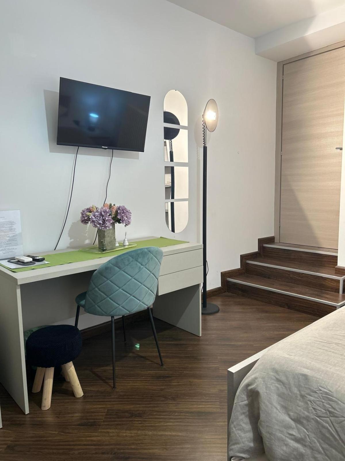 Double Room with Balcony (2 Adults + 1 Child) photo 2