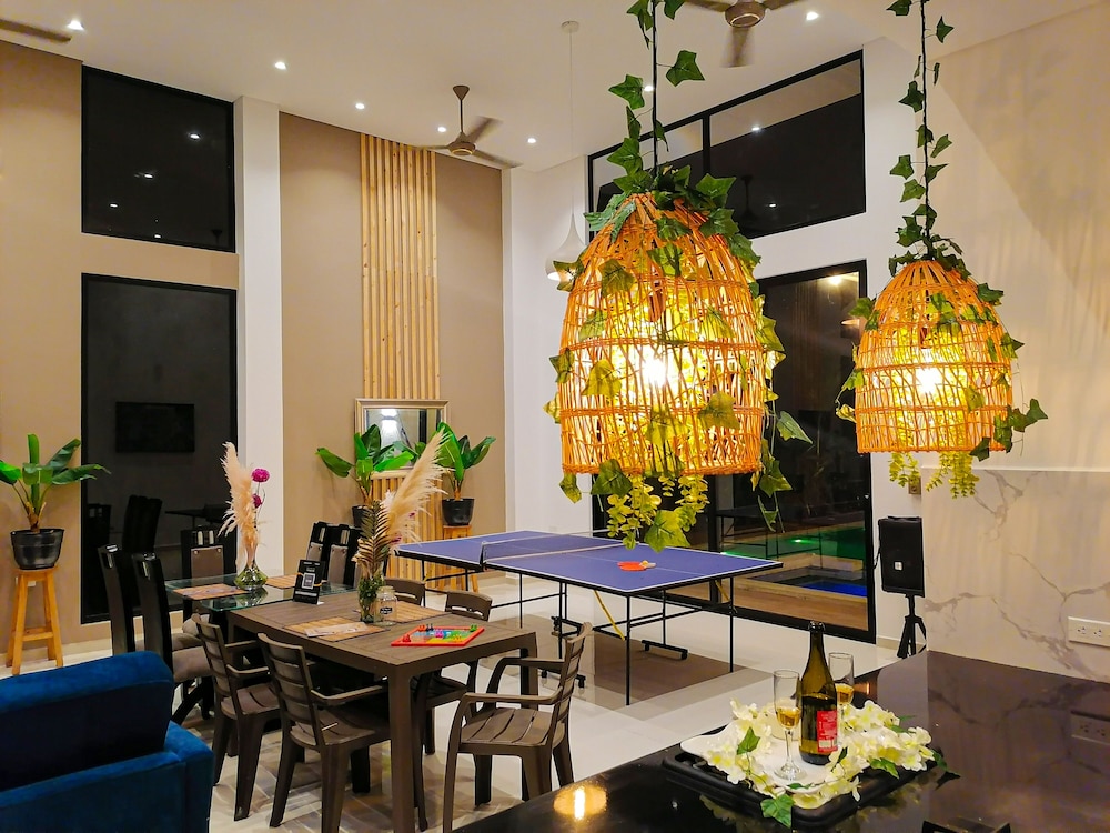 Design Townhome photo 1
