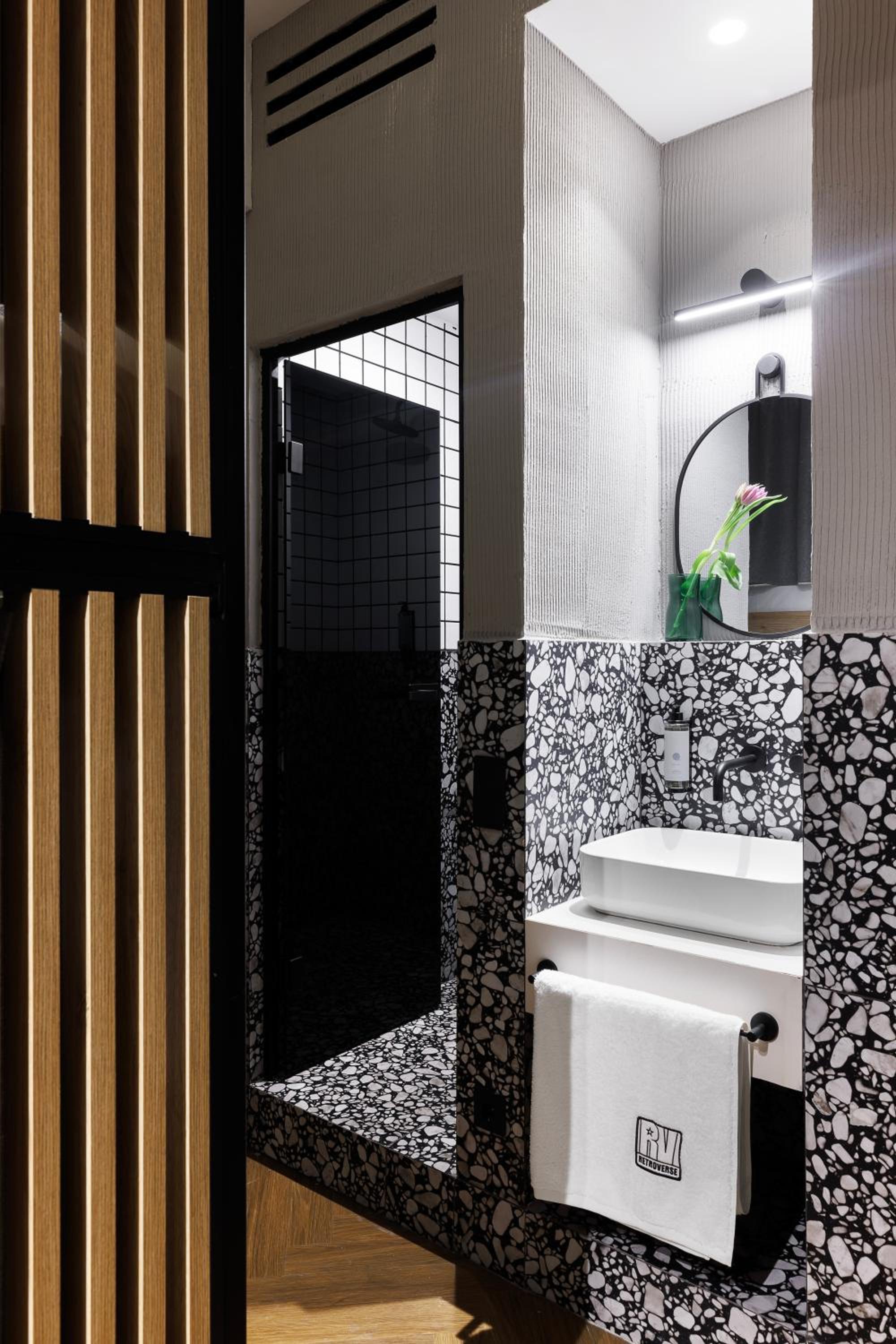 Private Dorm with Ensuite Bathroom photo 1