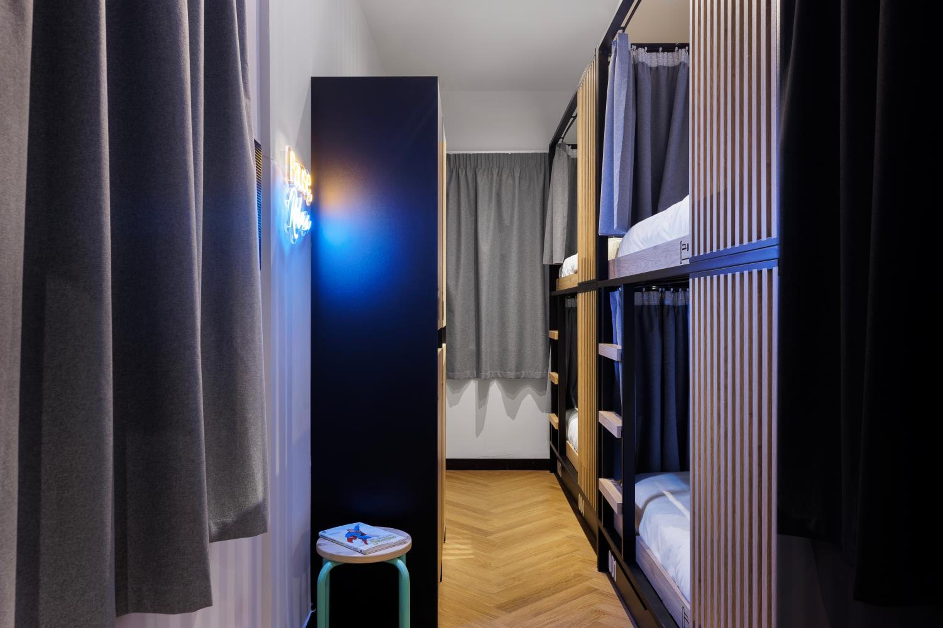 Private Dorm with Ensuite Bathroom photo 2