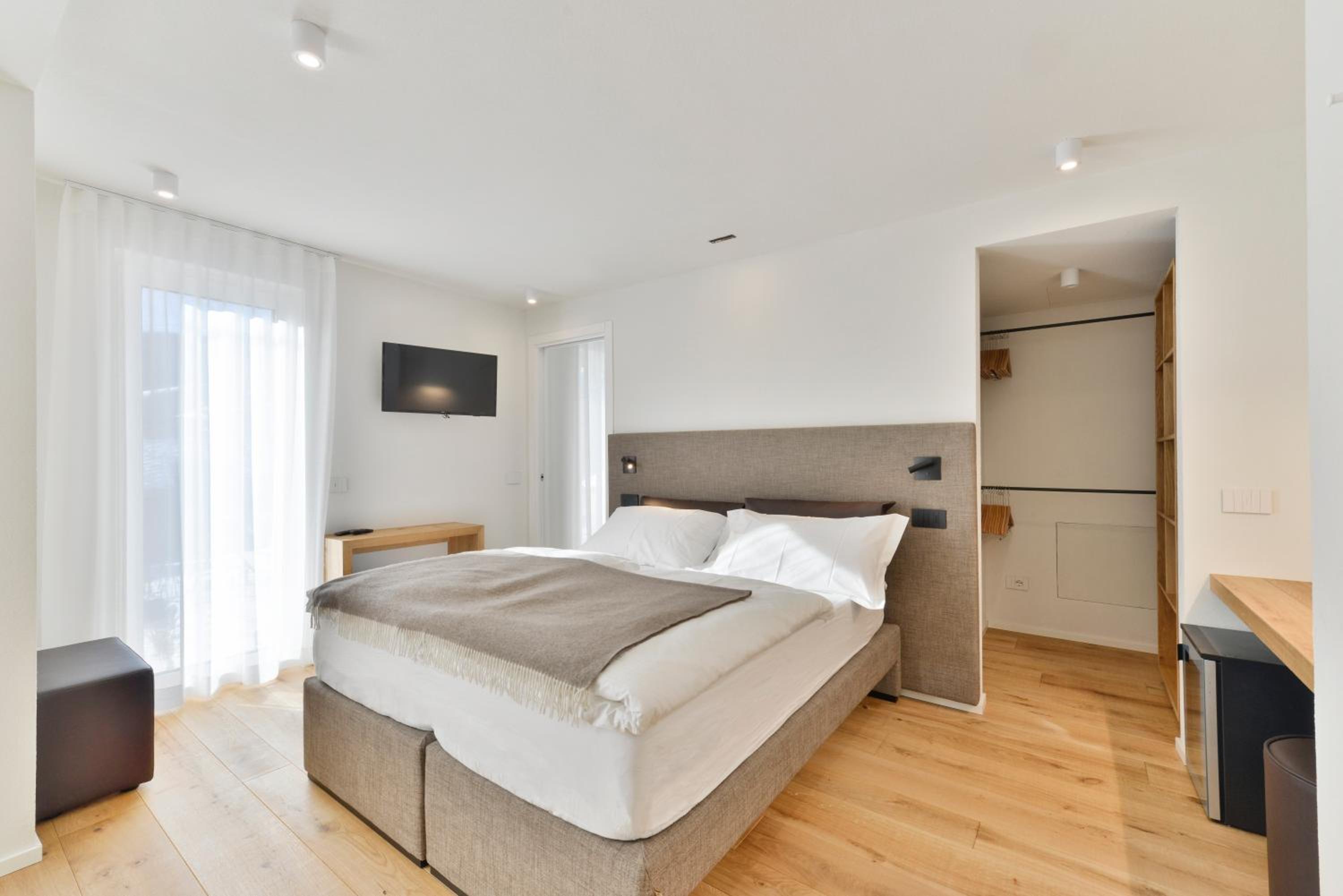 Superior Triple Room - Photo 4