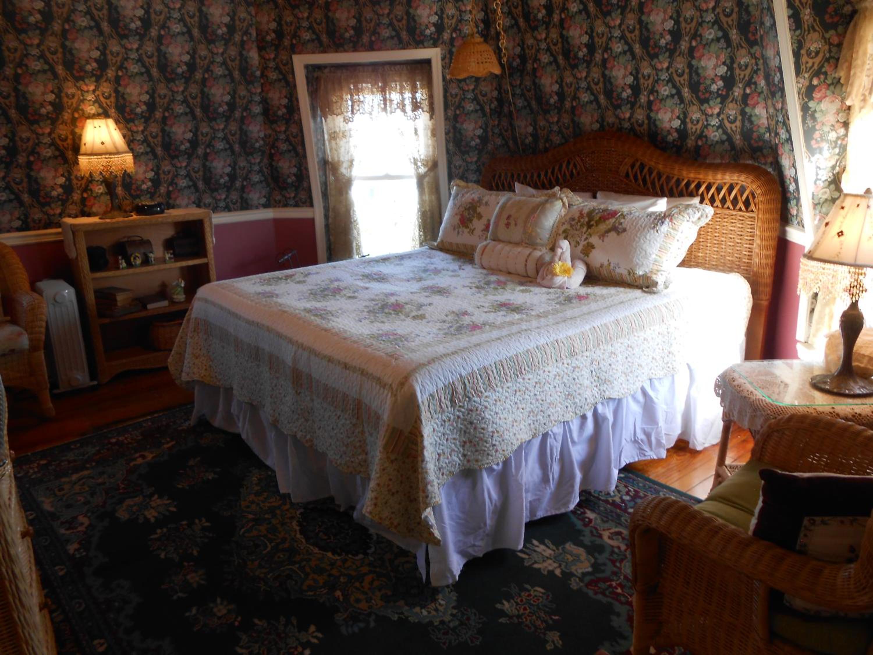 Town View King Room  photo 3
