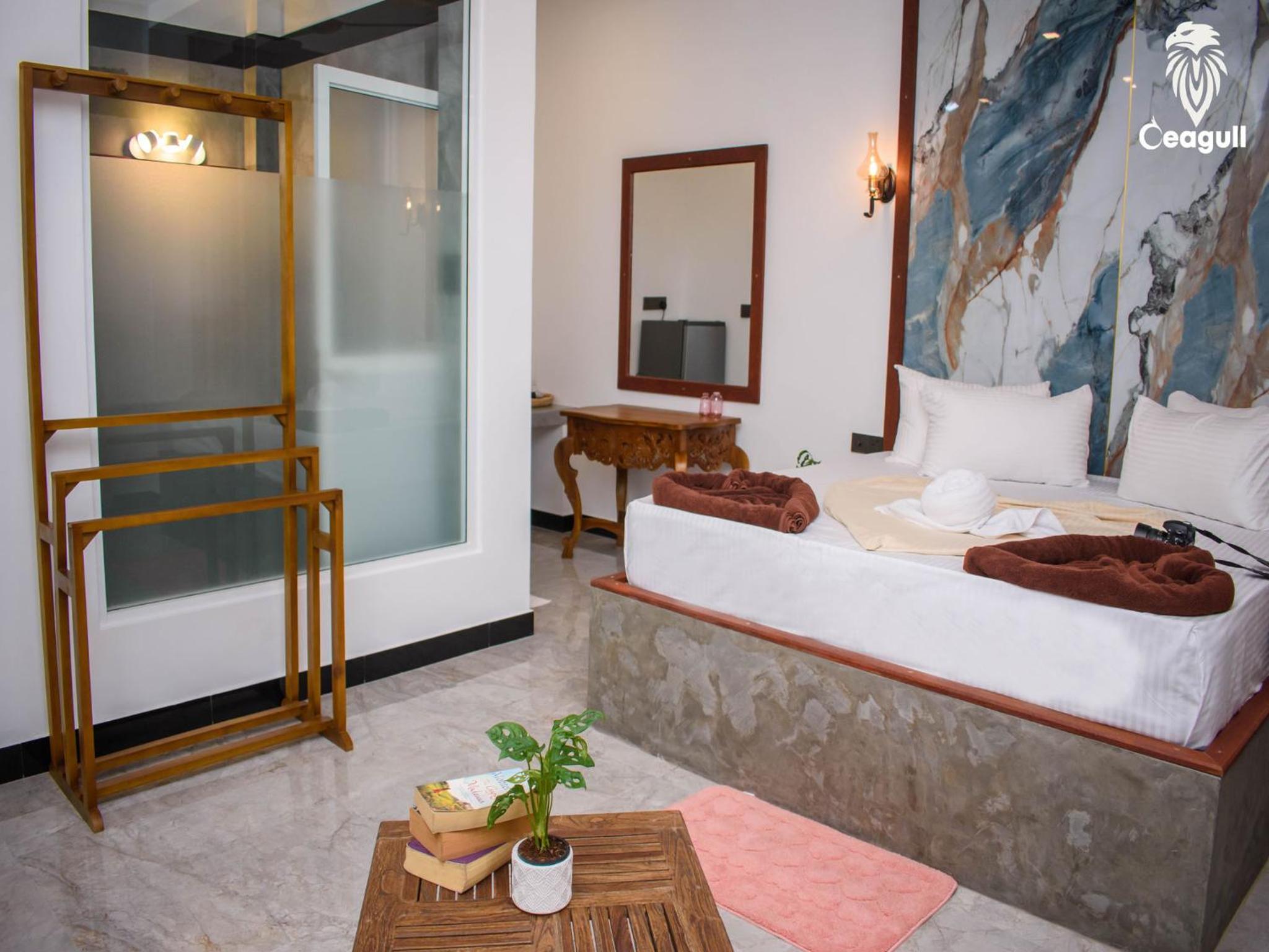 Deluxe King Room photo 2