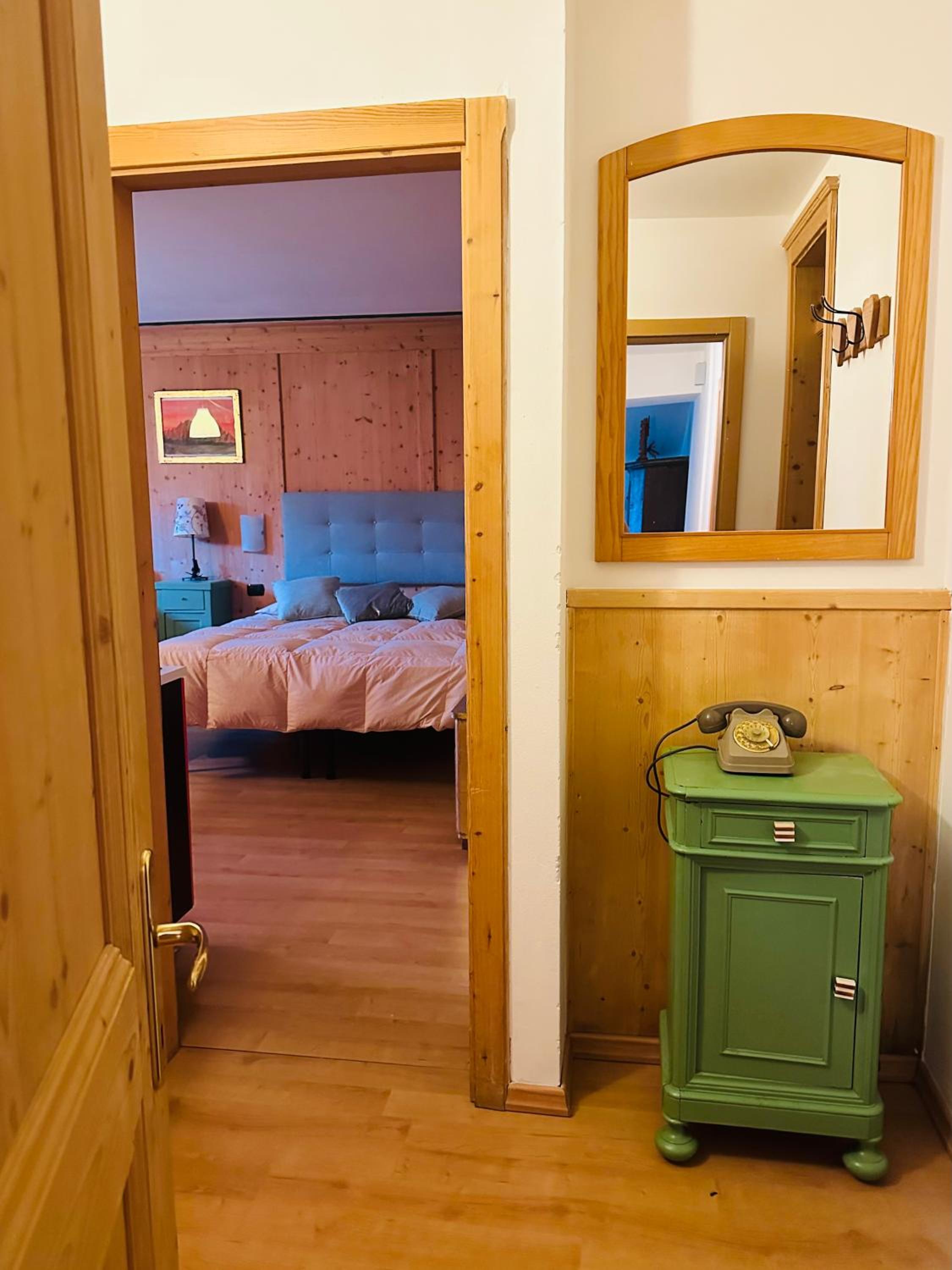 Studio (4 Adults)