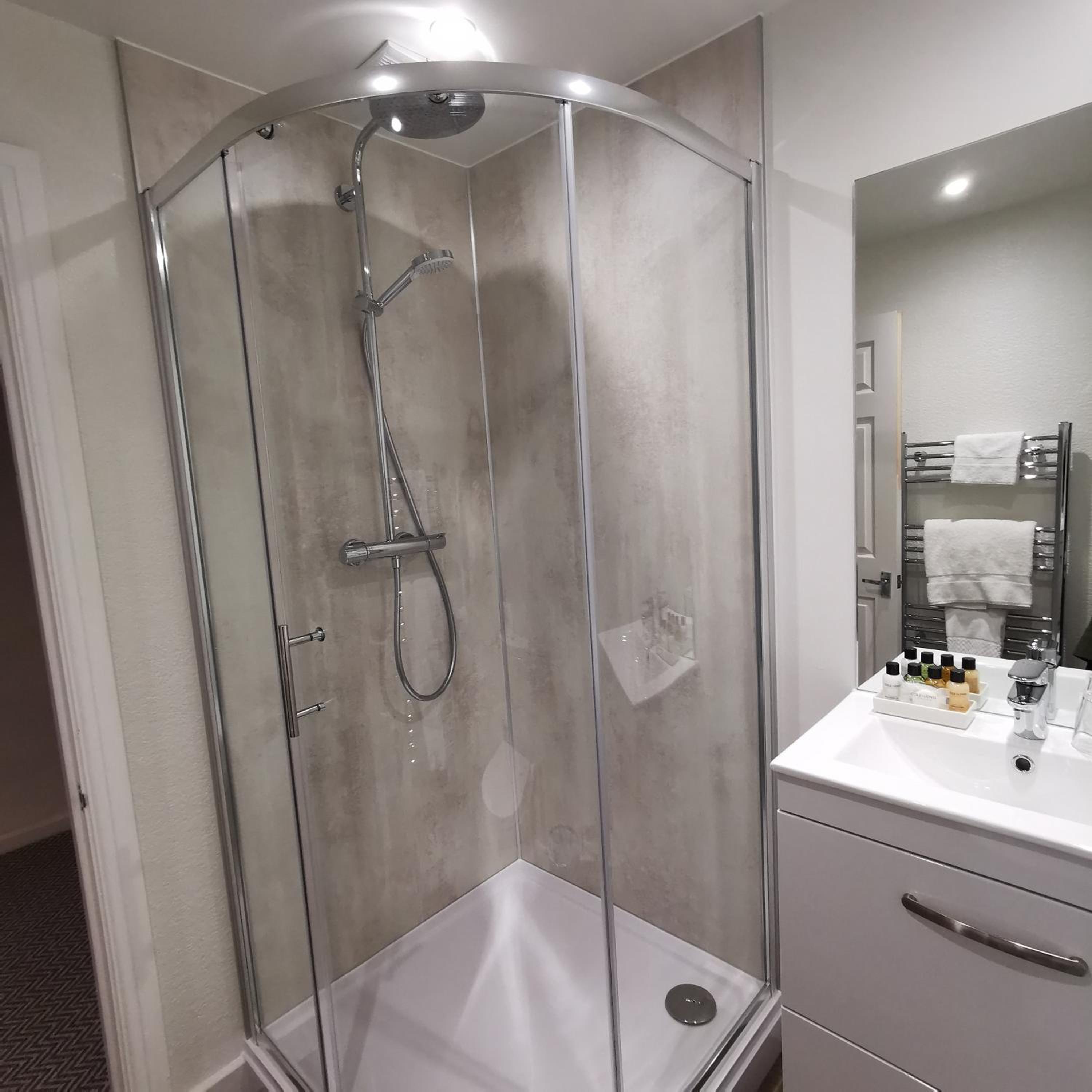 Superior King Room - Photo 2