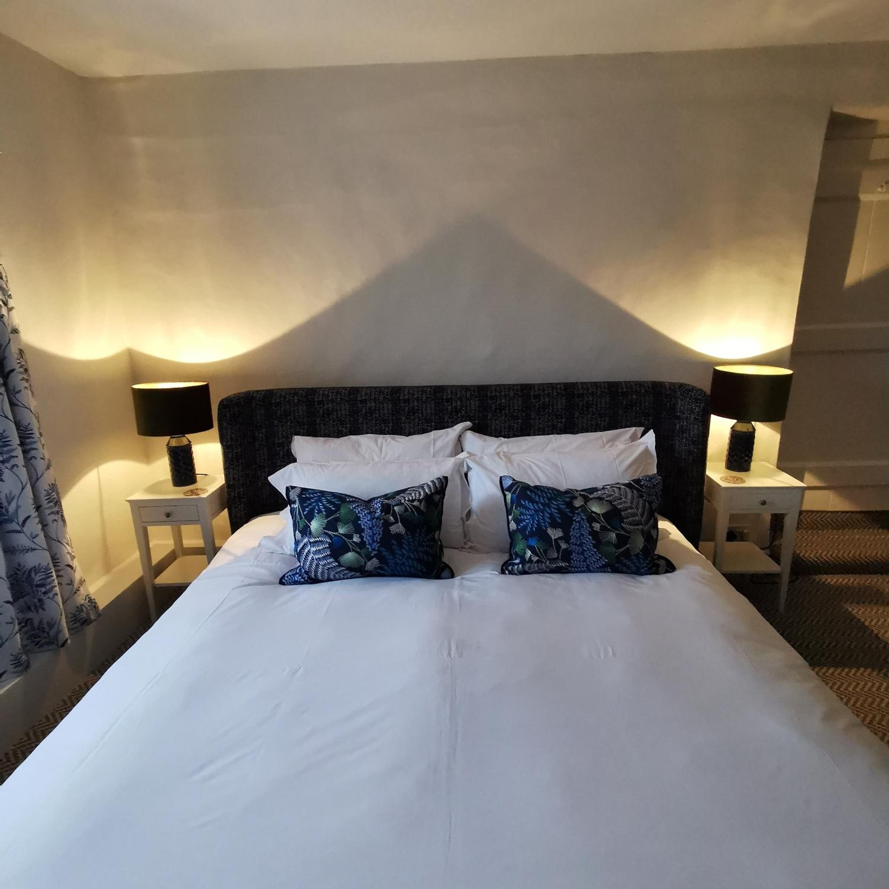 Superior King Room - Photo 1