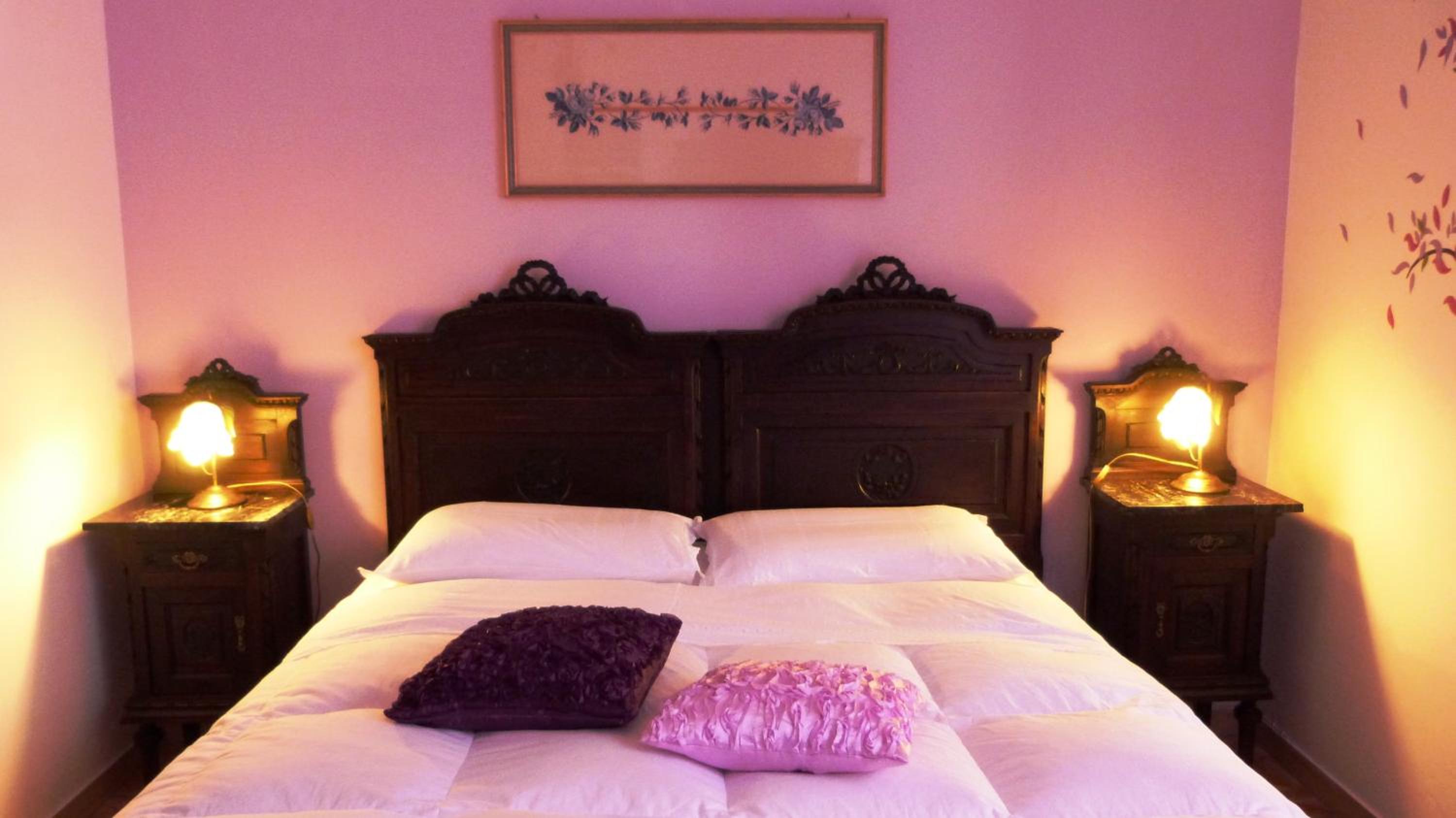 Standard Double Room with Shared Bathroom