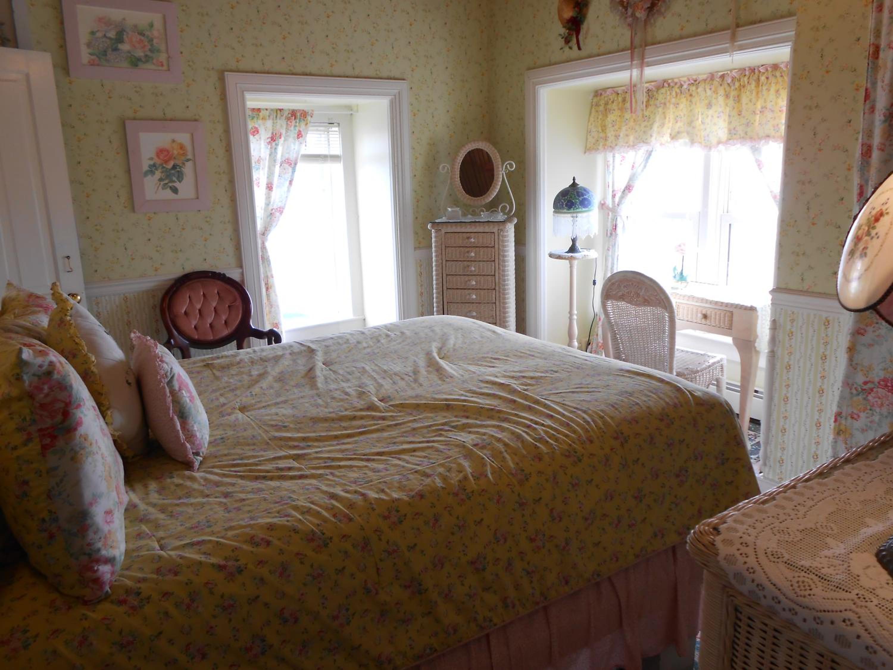 Ocean View Queen Room photo 3