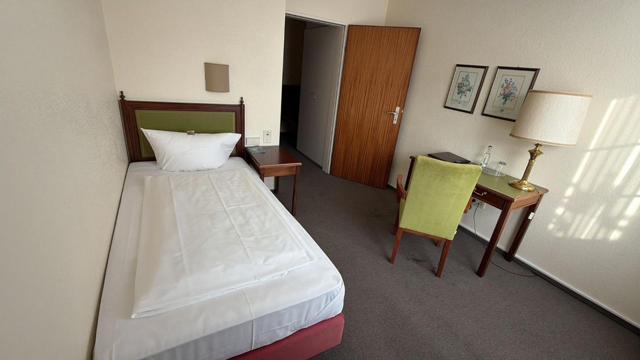 Budget Single Room