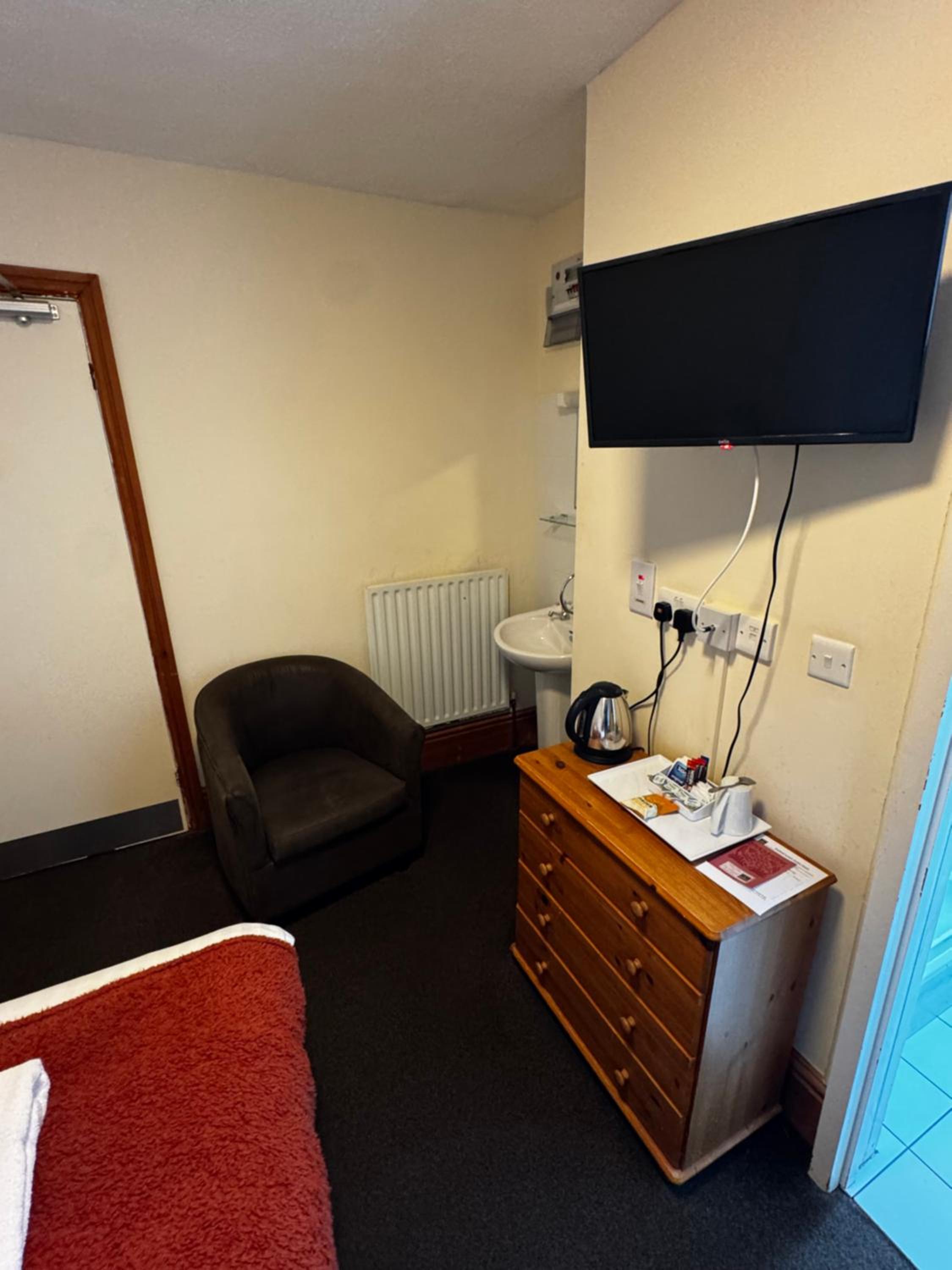 Single Room photo 2