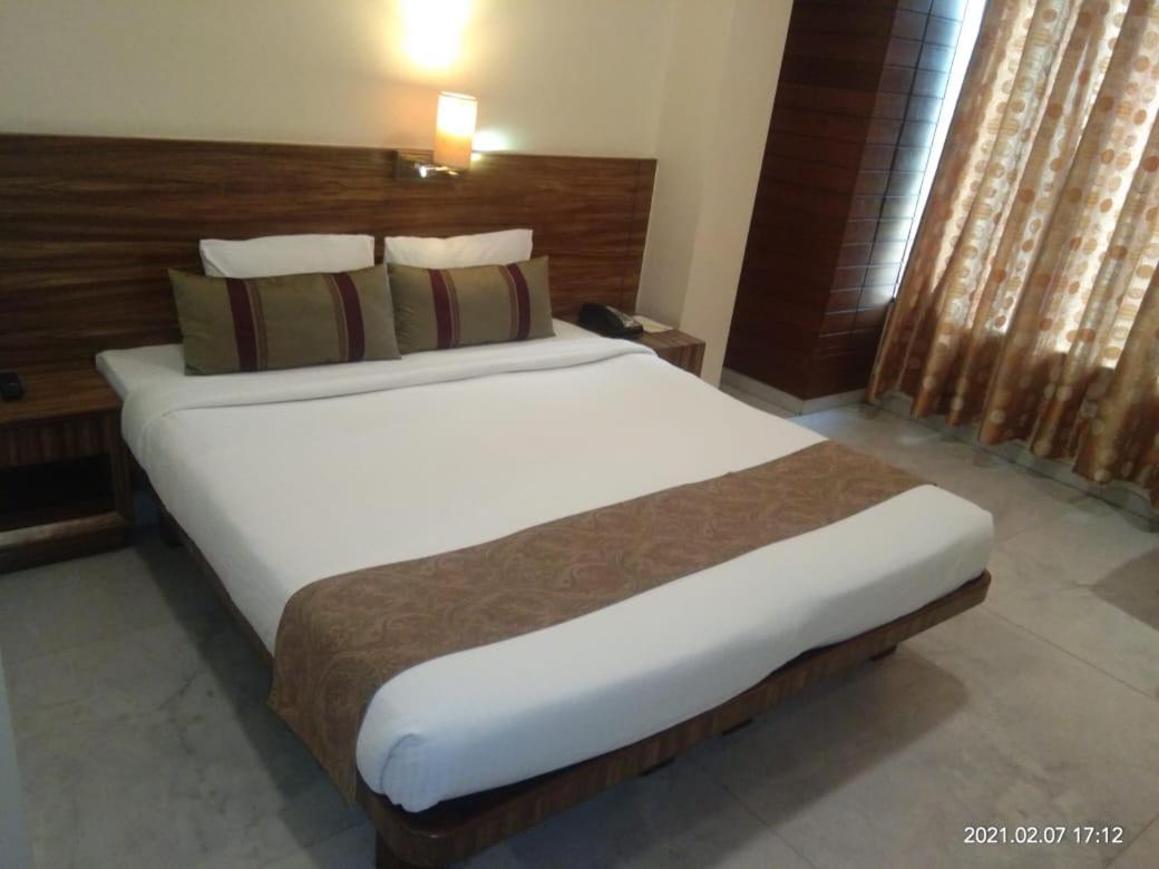 Executive Room photo 1