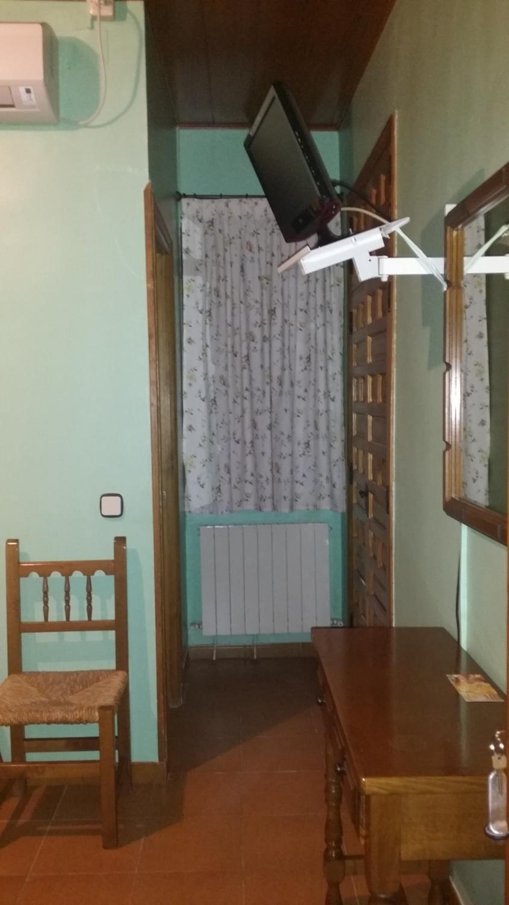 Standard Twin Room photo 2