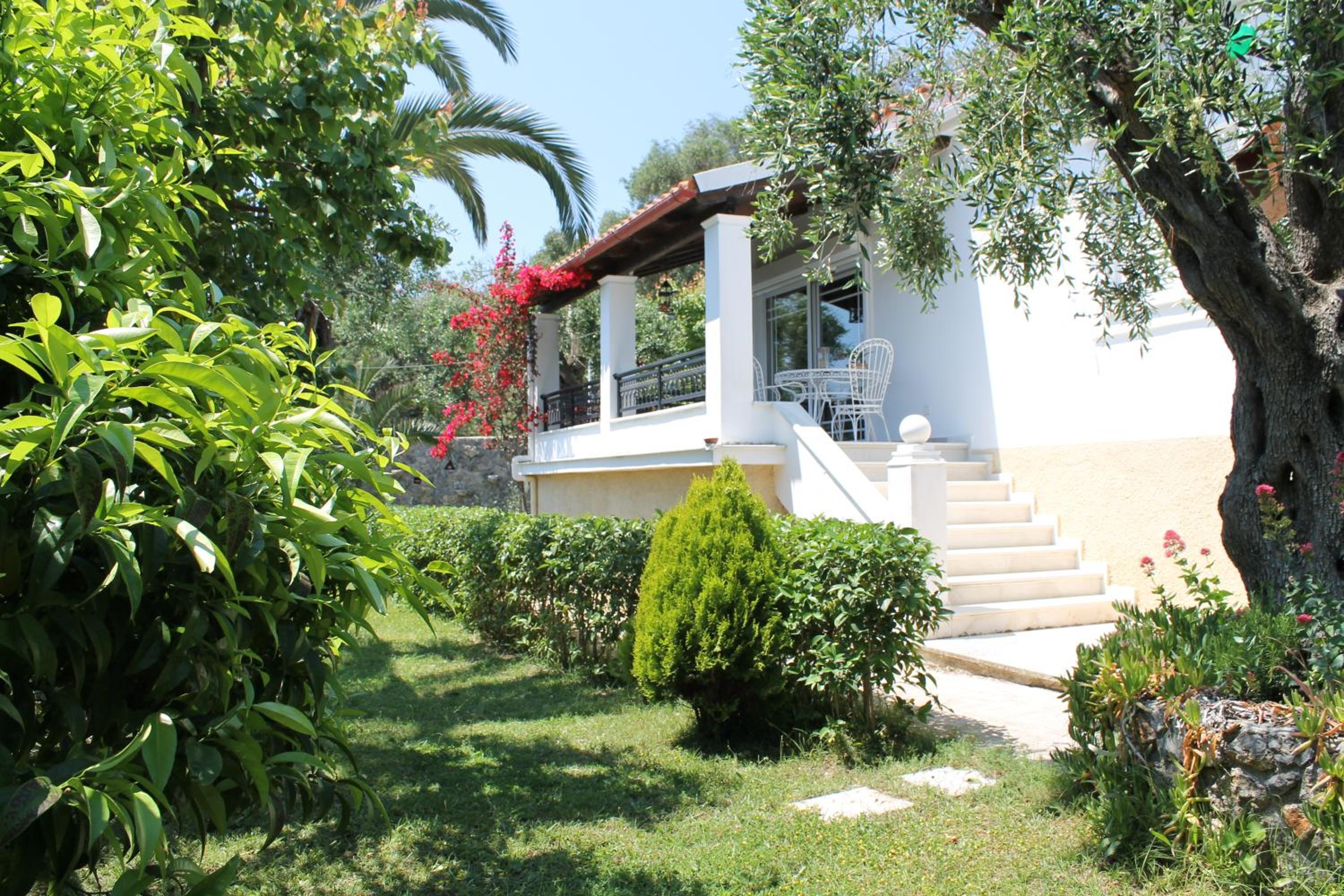 Two-Bedroom Villa photo 2