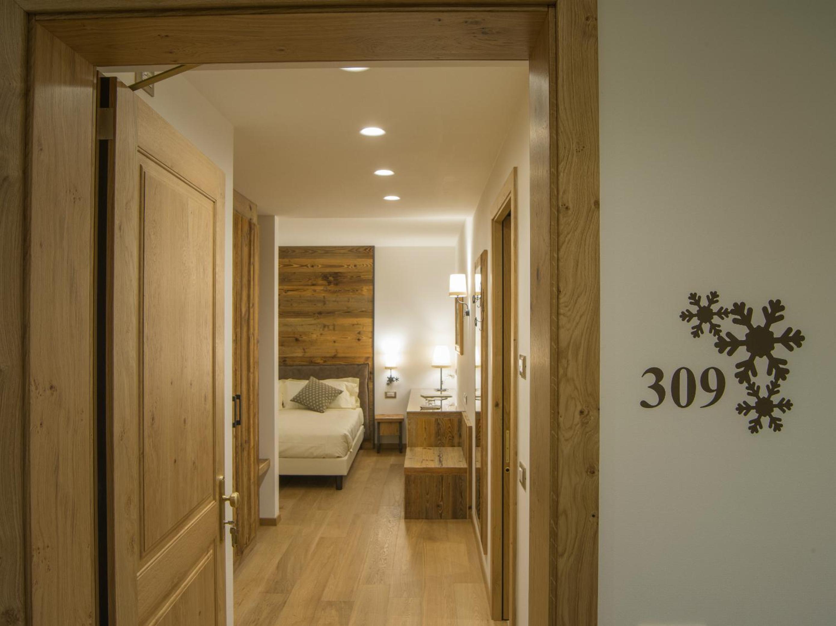 Double or Twin Room photo 3