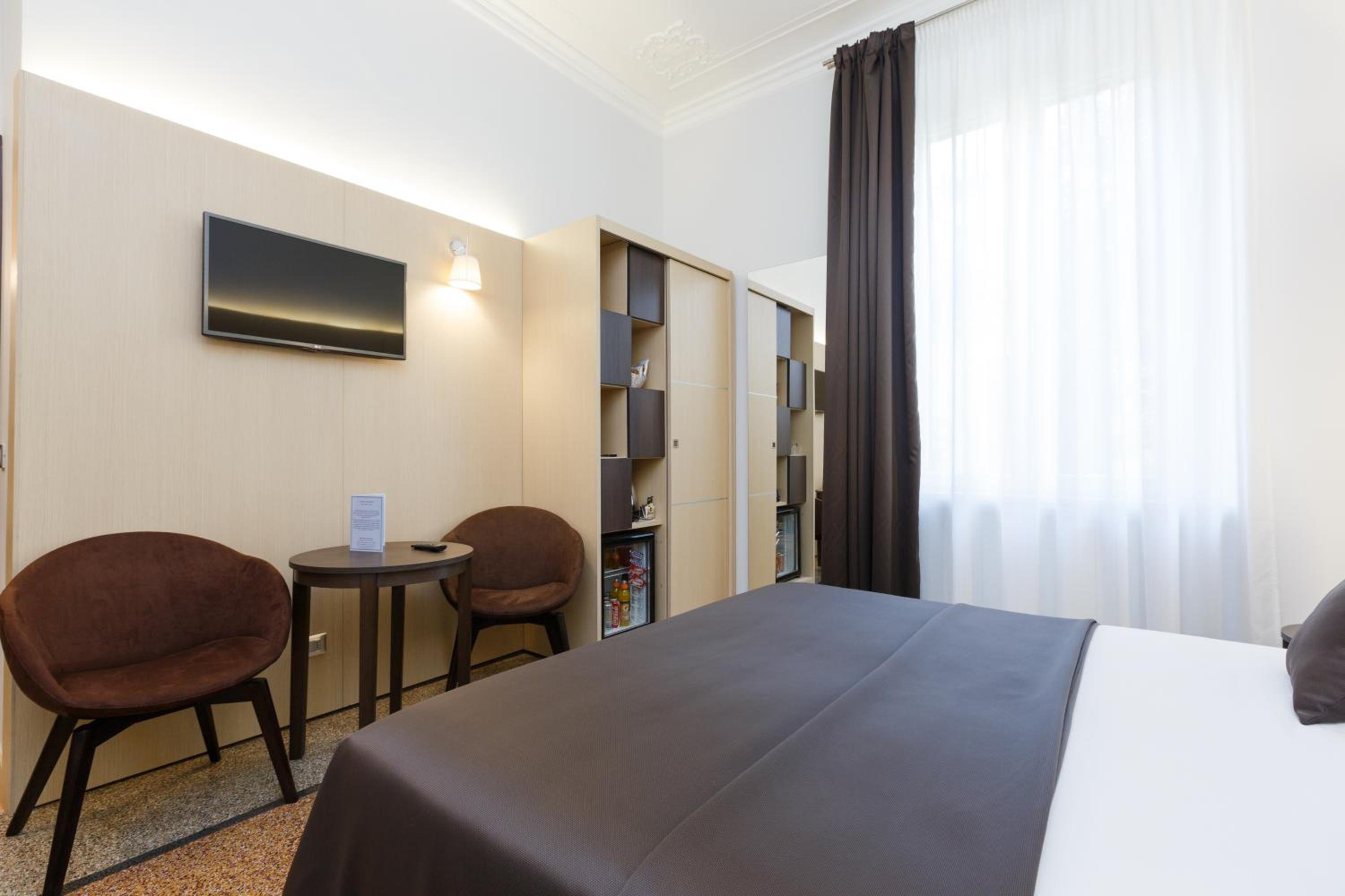 Deluxe Double or Twin Room with Garden View photo 2
