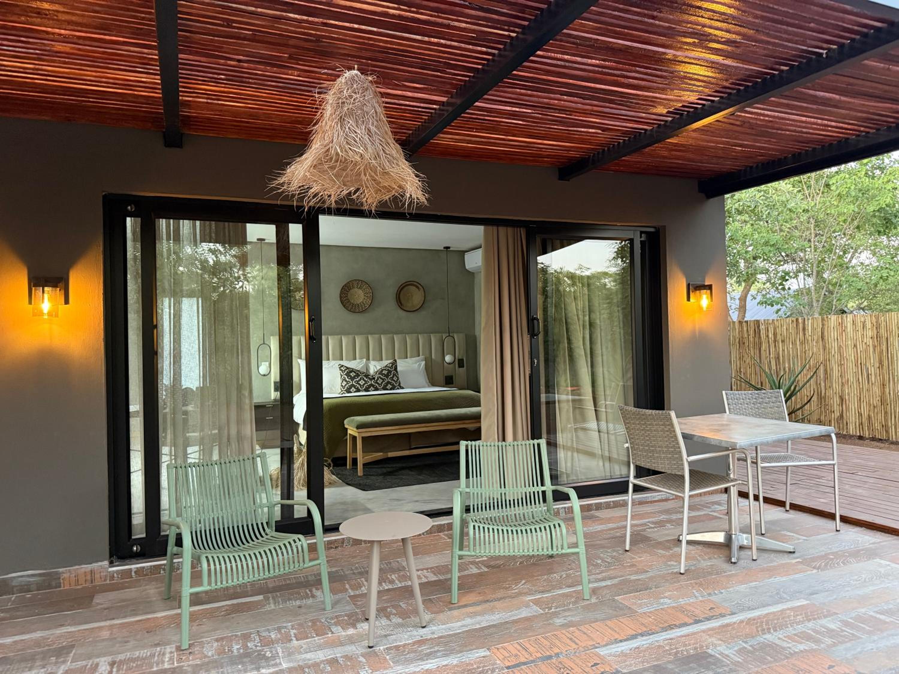 Premium Suite - Photo 1