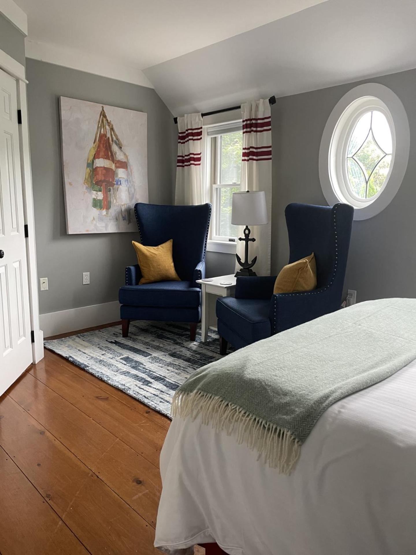 Queen Room