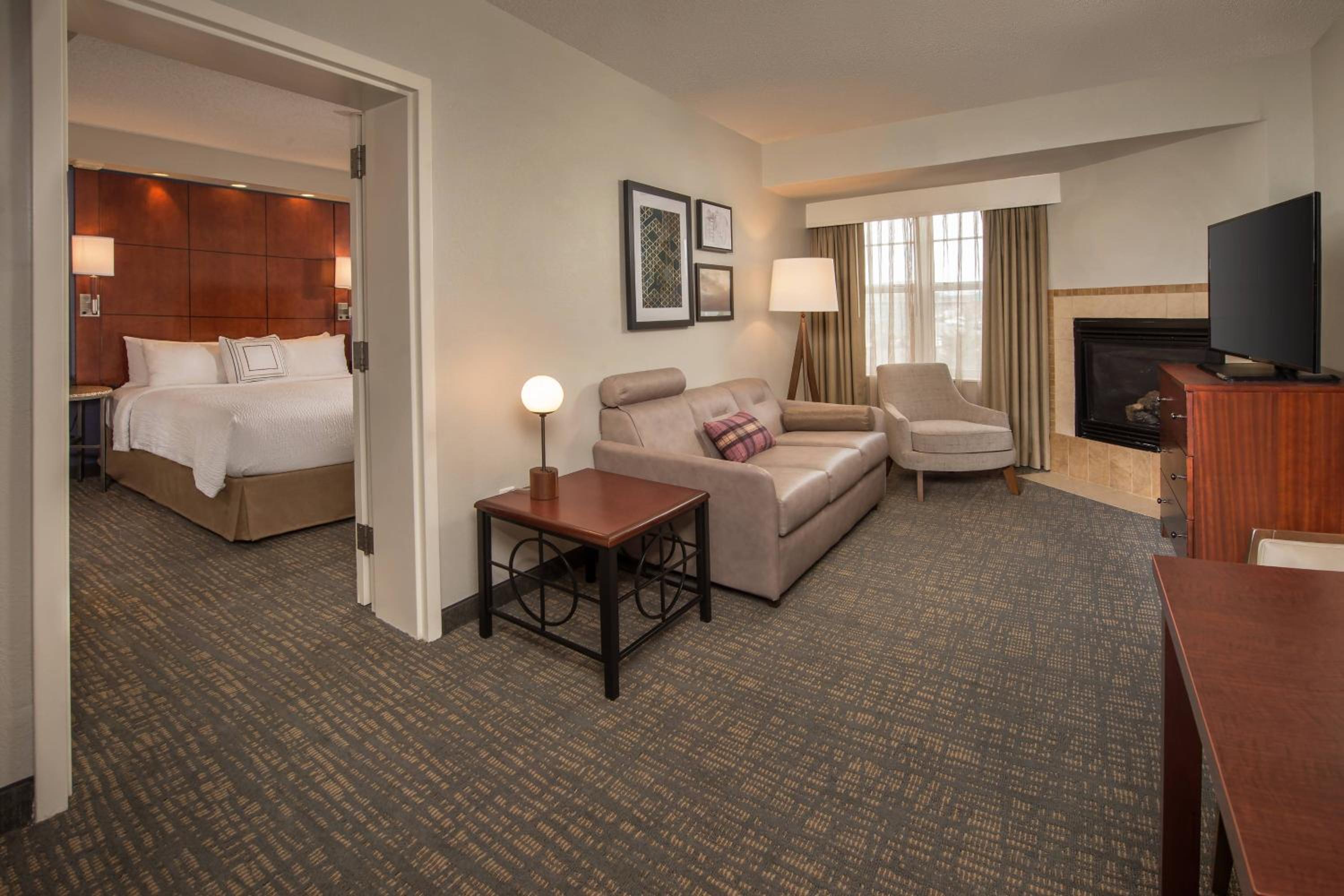 Two-Bedroom Suite - Photo 1