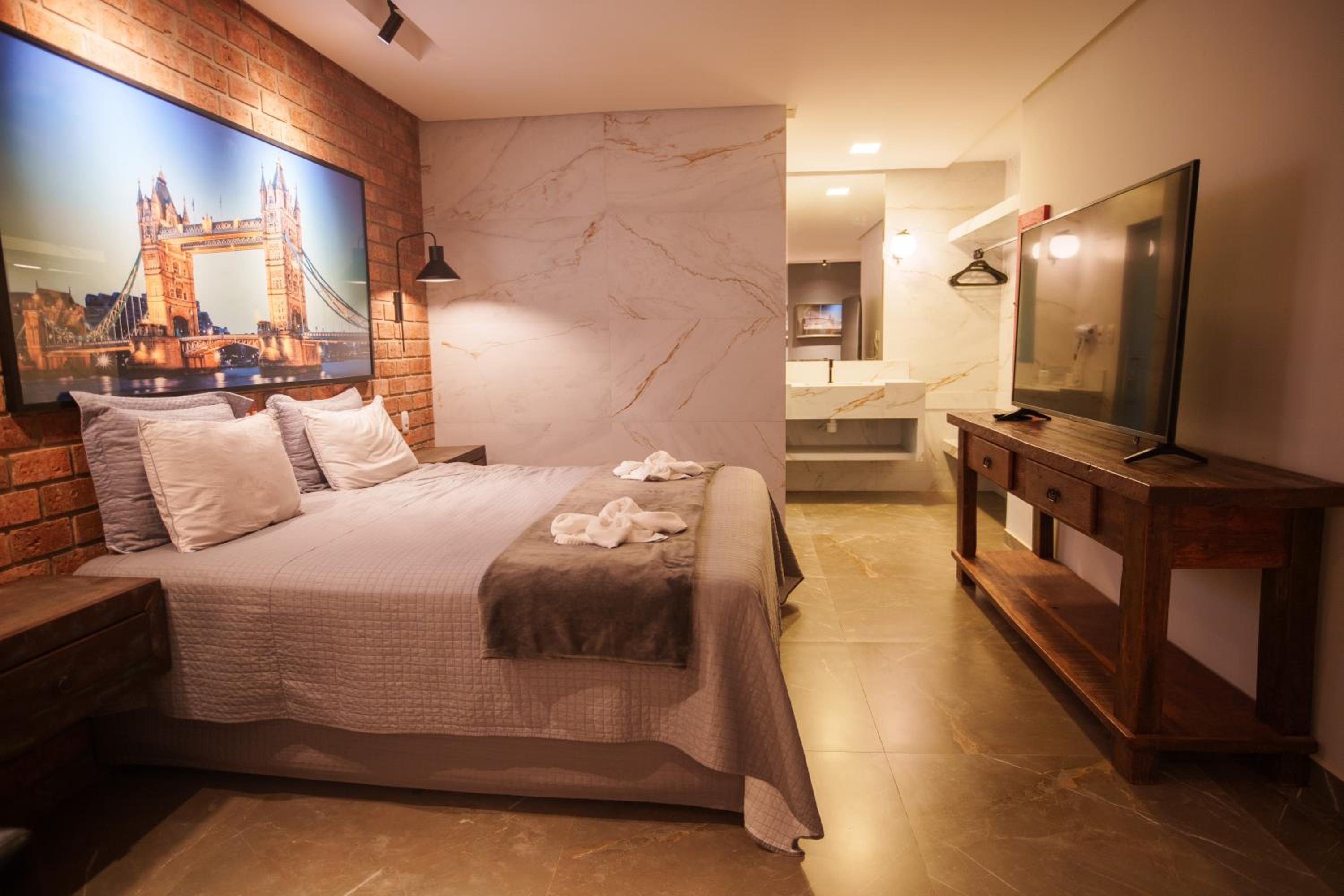 Superior Suite photo 1