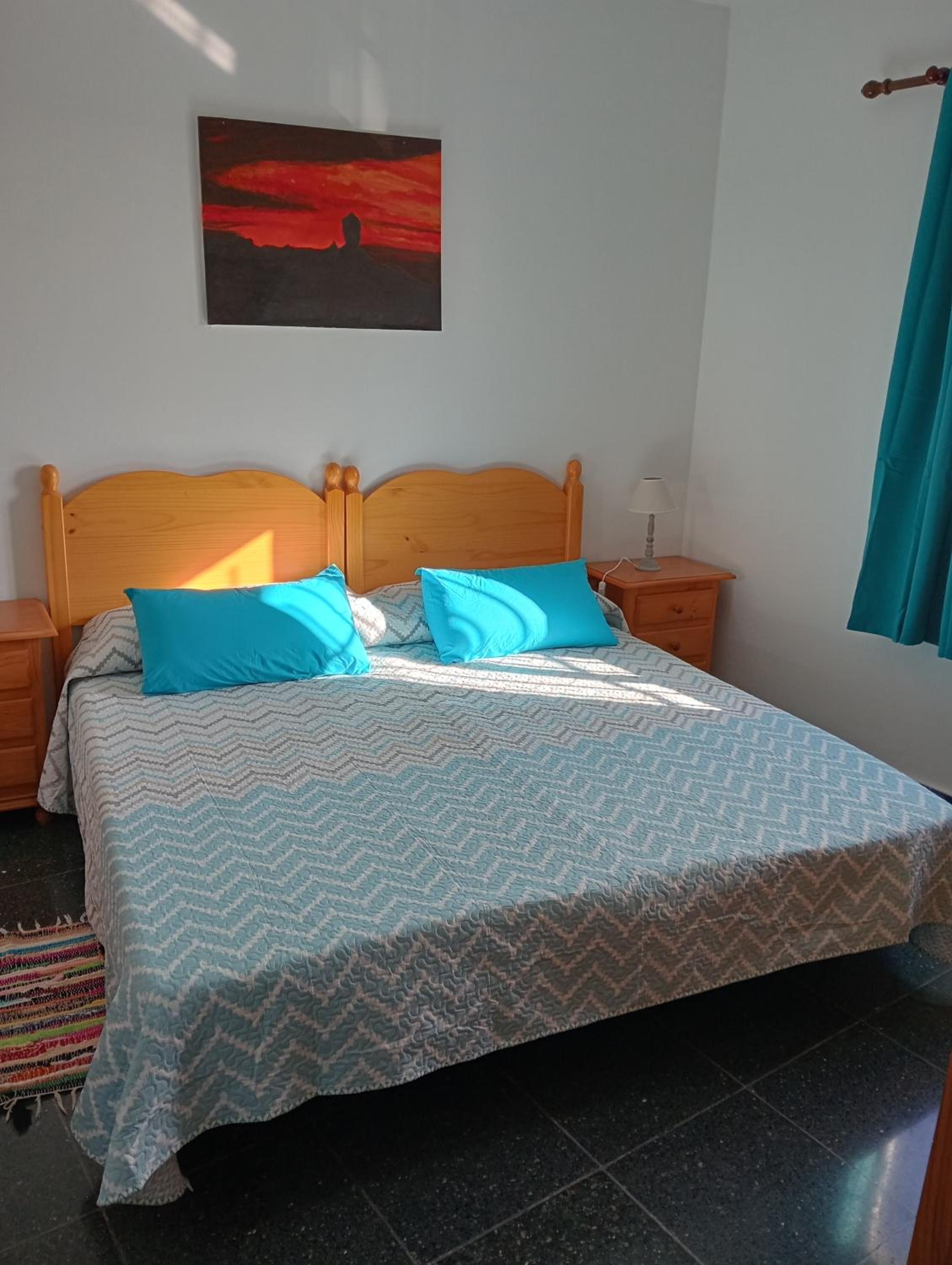 One-Bedroom House - Photo 2