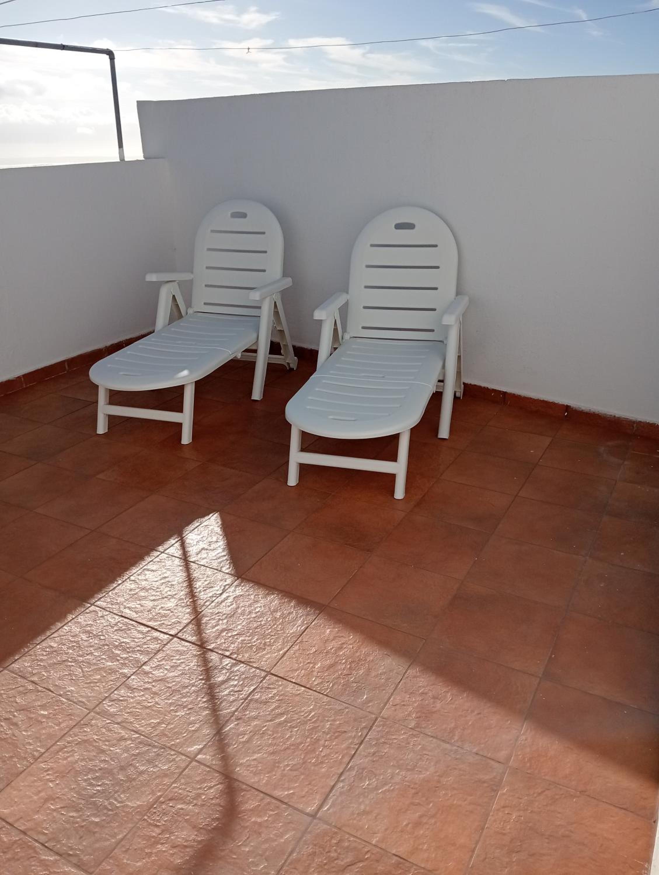 One-Bedroom House - Photo 14
