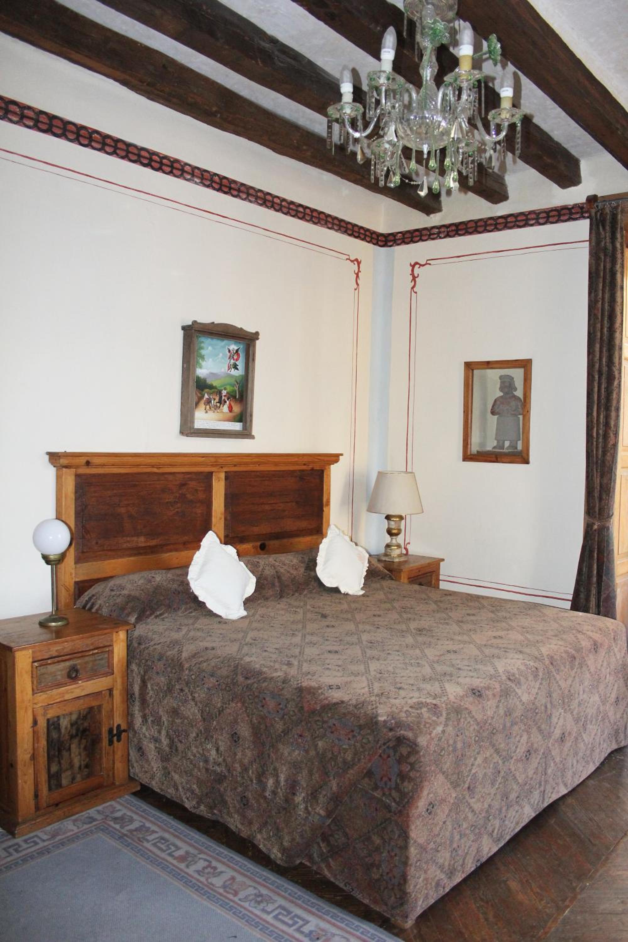 Two-Bedroom Suite - Photo 4