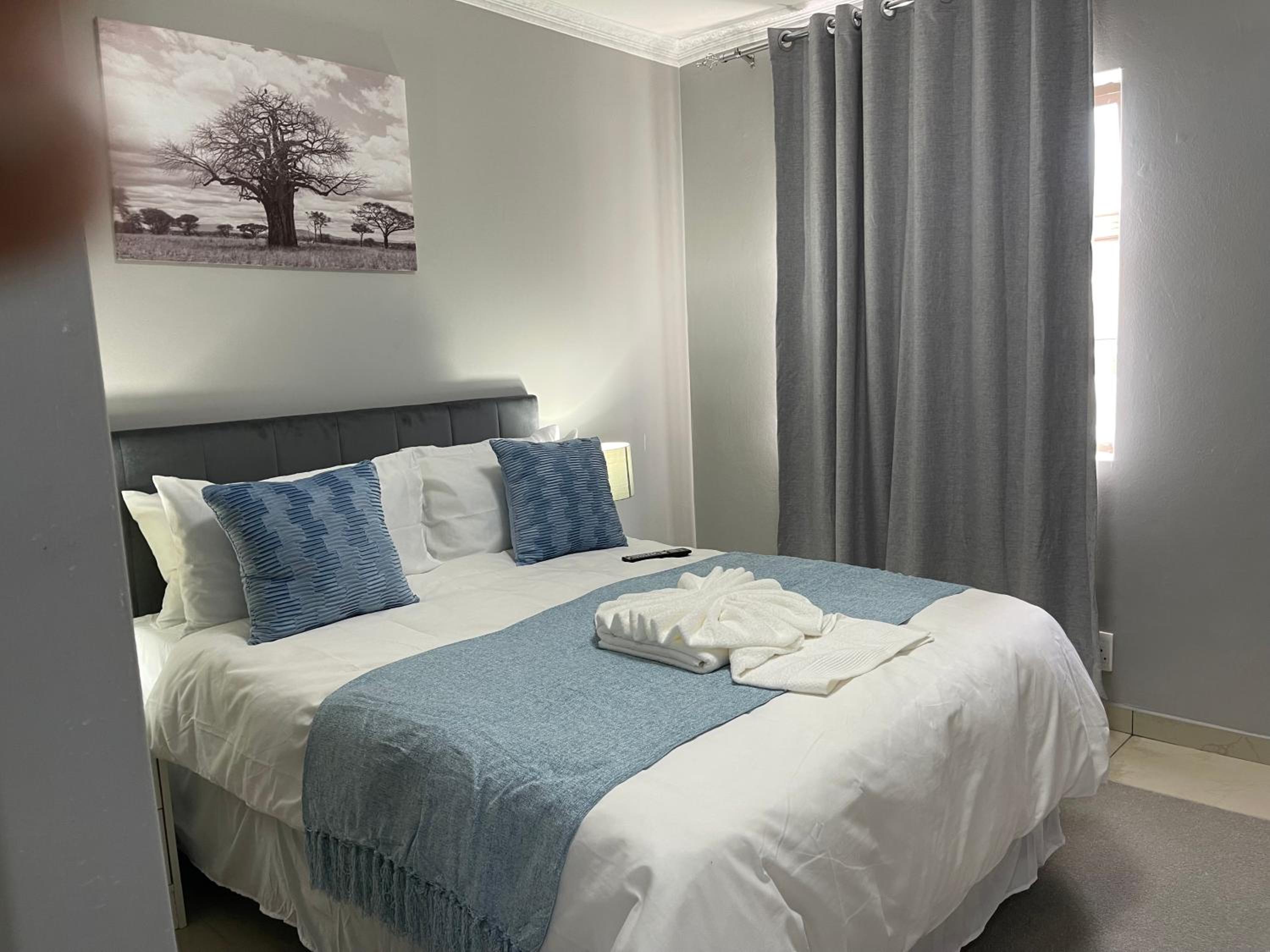 Deluxe Double Room with Shower