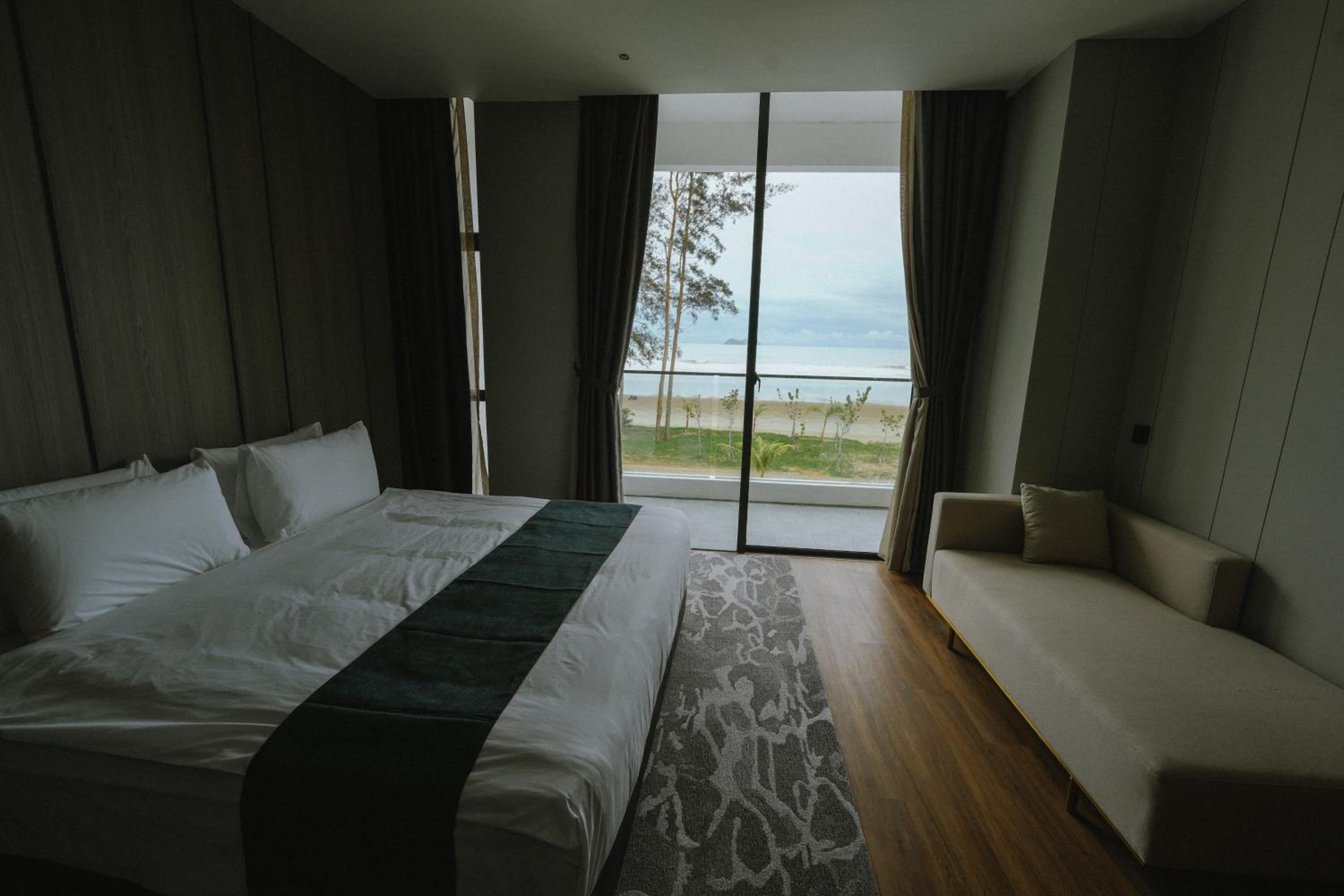 Standard Suite - Photo 25
