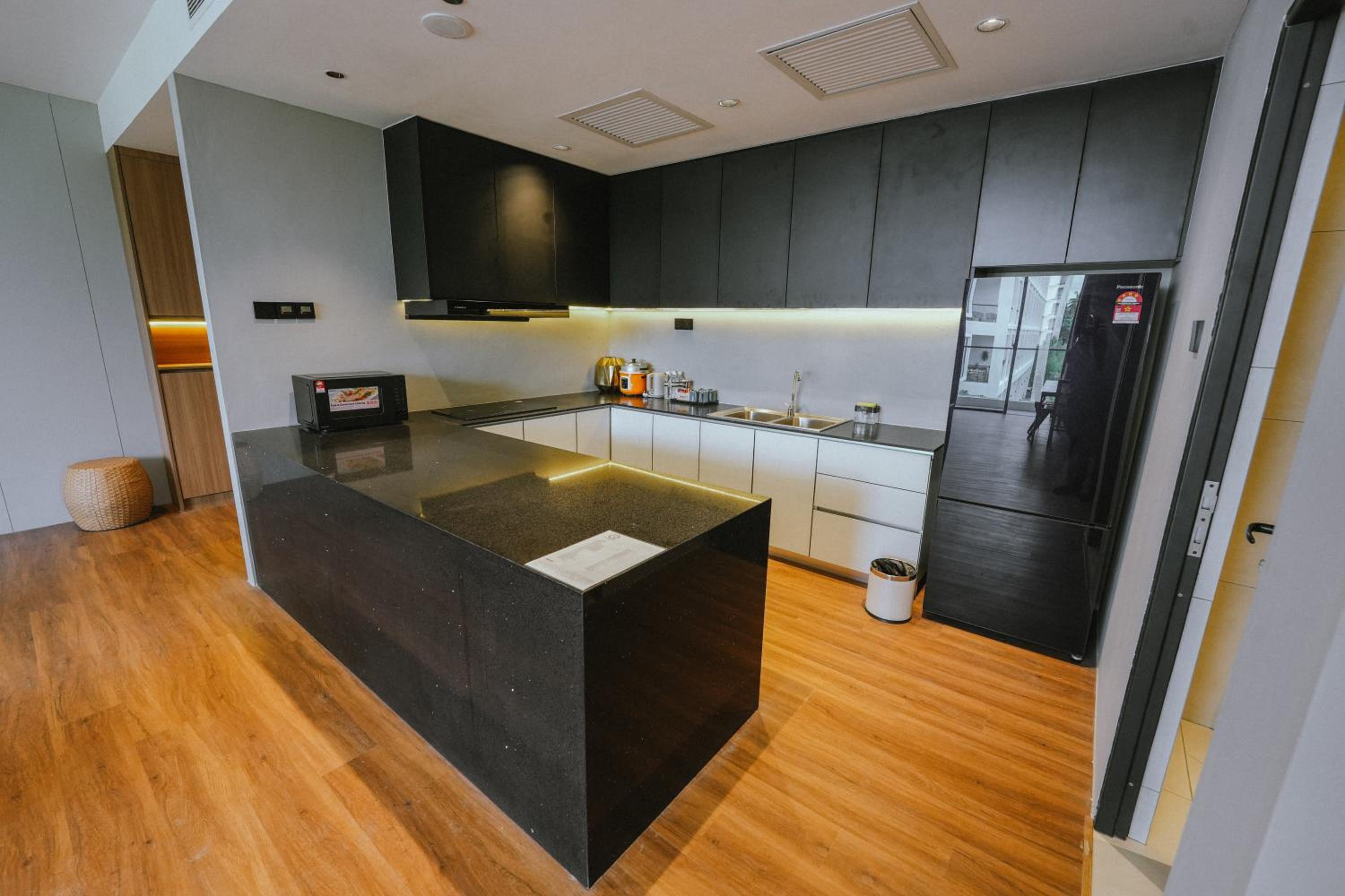 Standard Suite - Photo 24