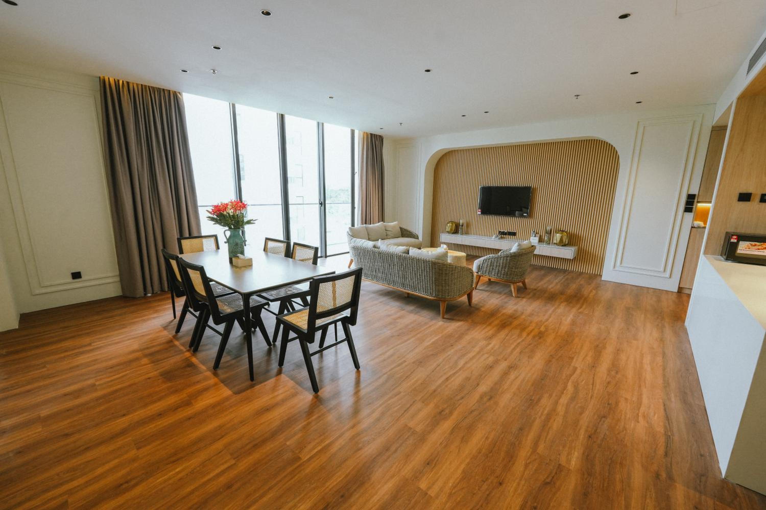 Standard Suite - Photo 14