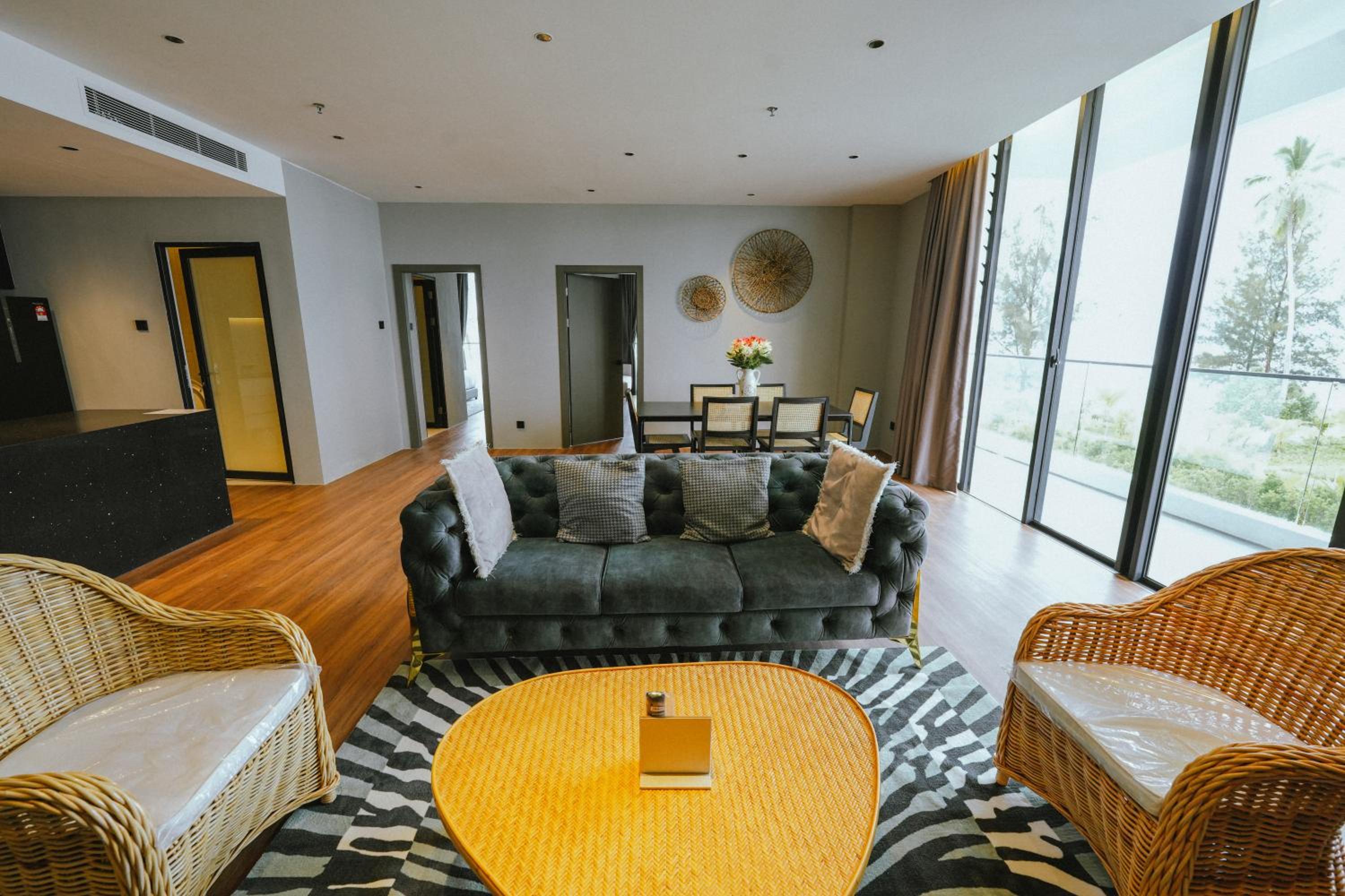 Standard Suite - Photo 31