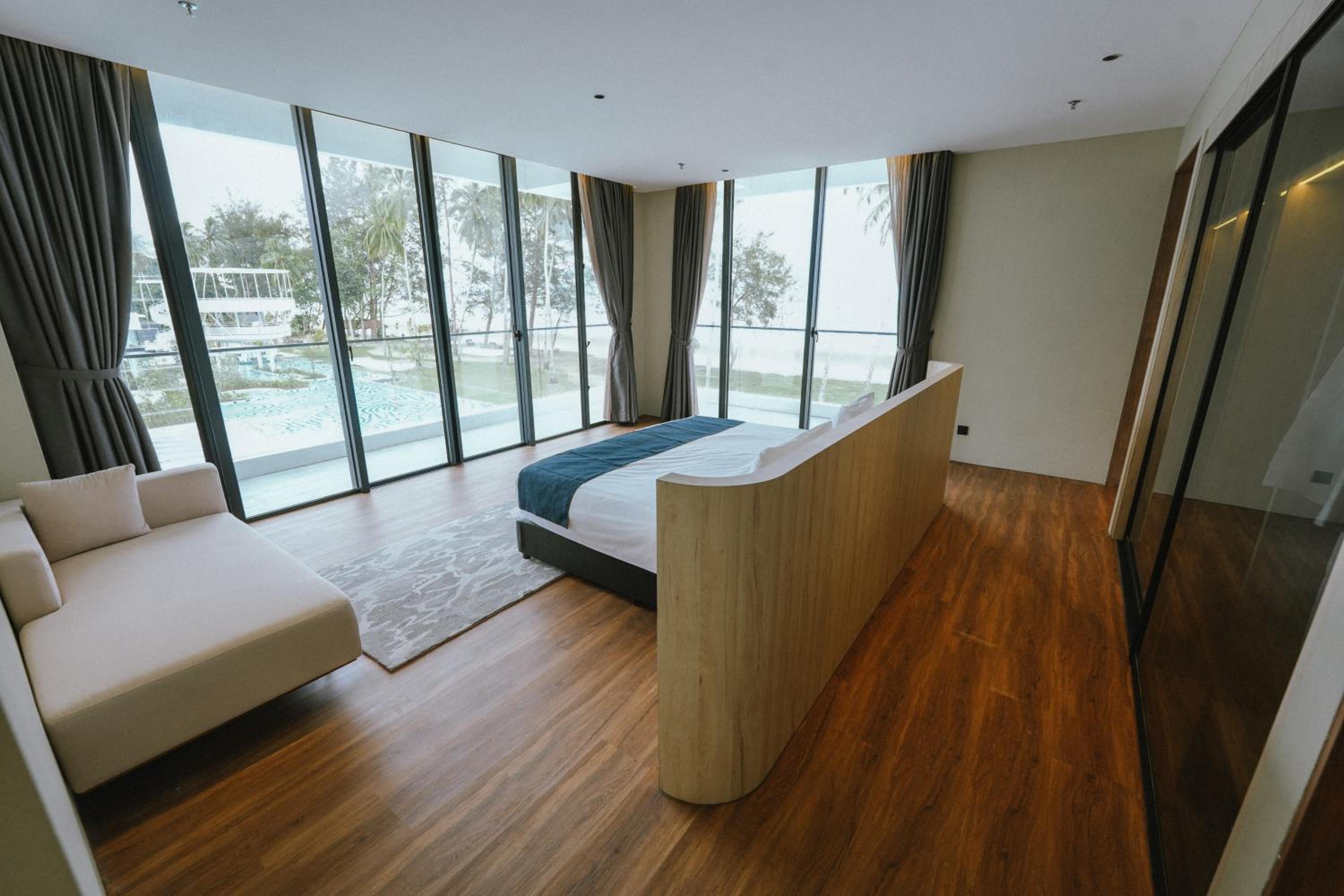Deluxe Suite - Photo 51