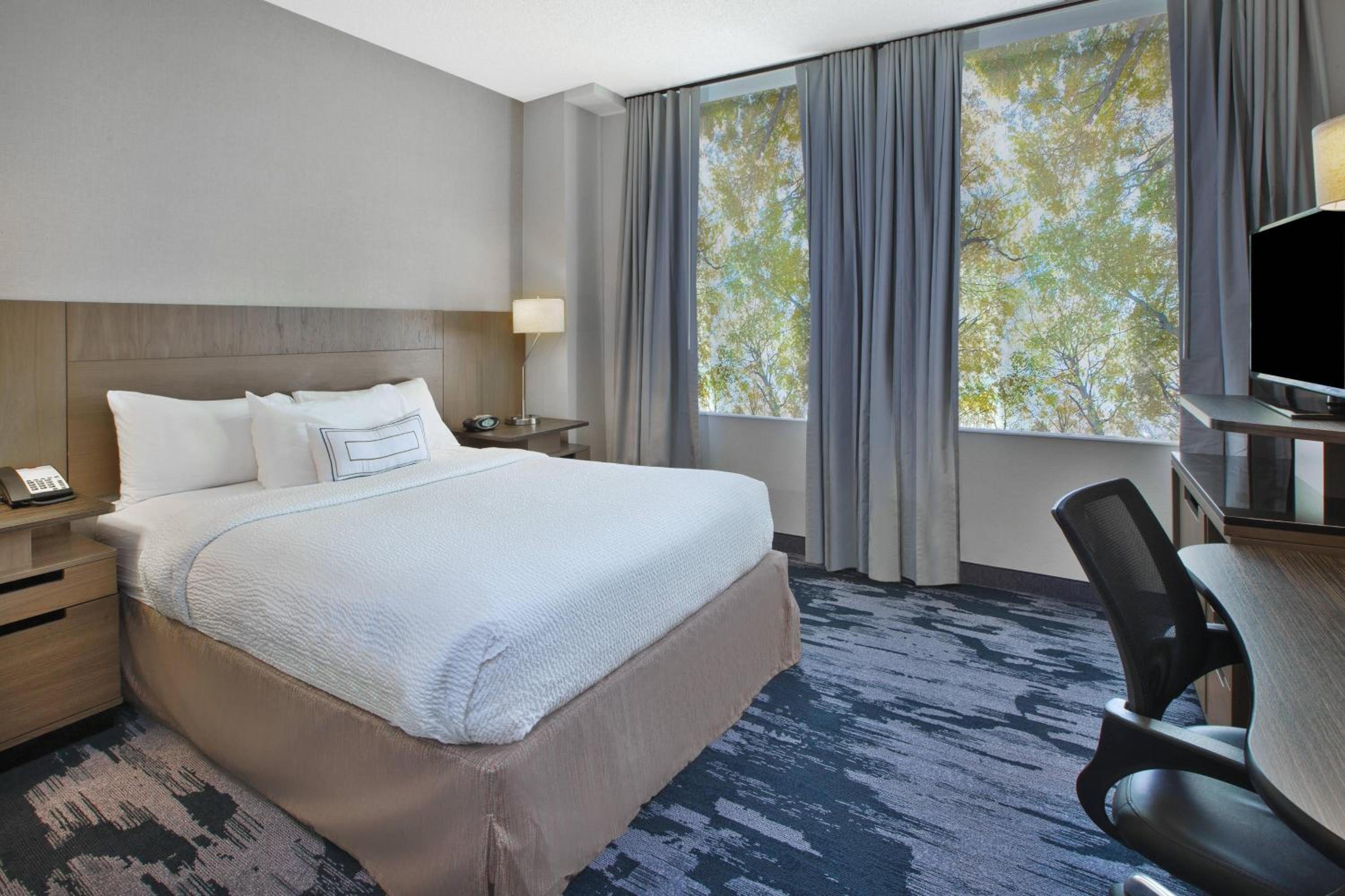 Queen Room - Photo 1